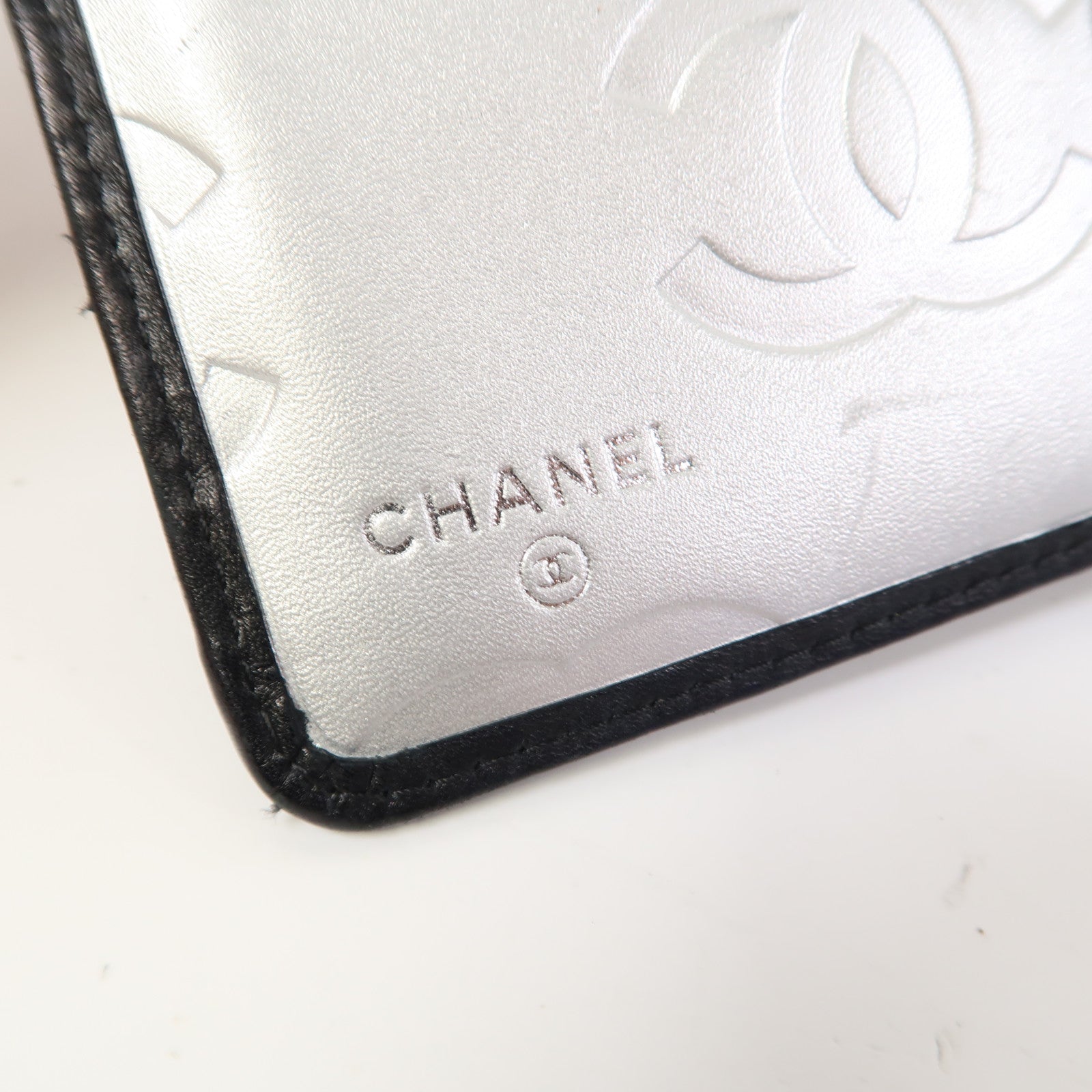 CHANEL 牛皮皮革Cambonline Wallet銀扣錢包黑色/銀色