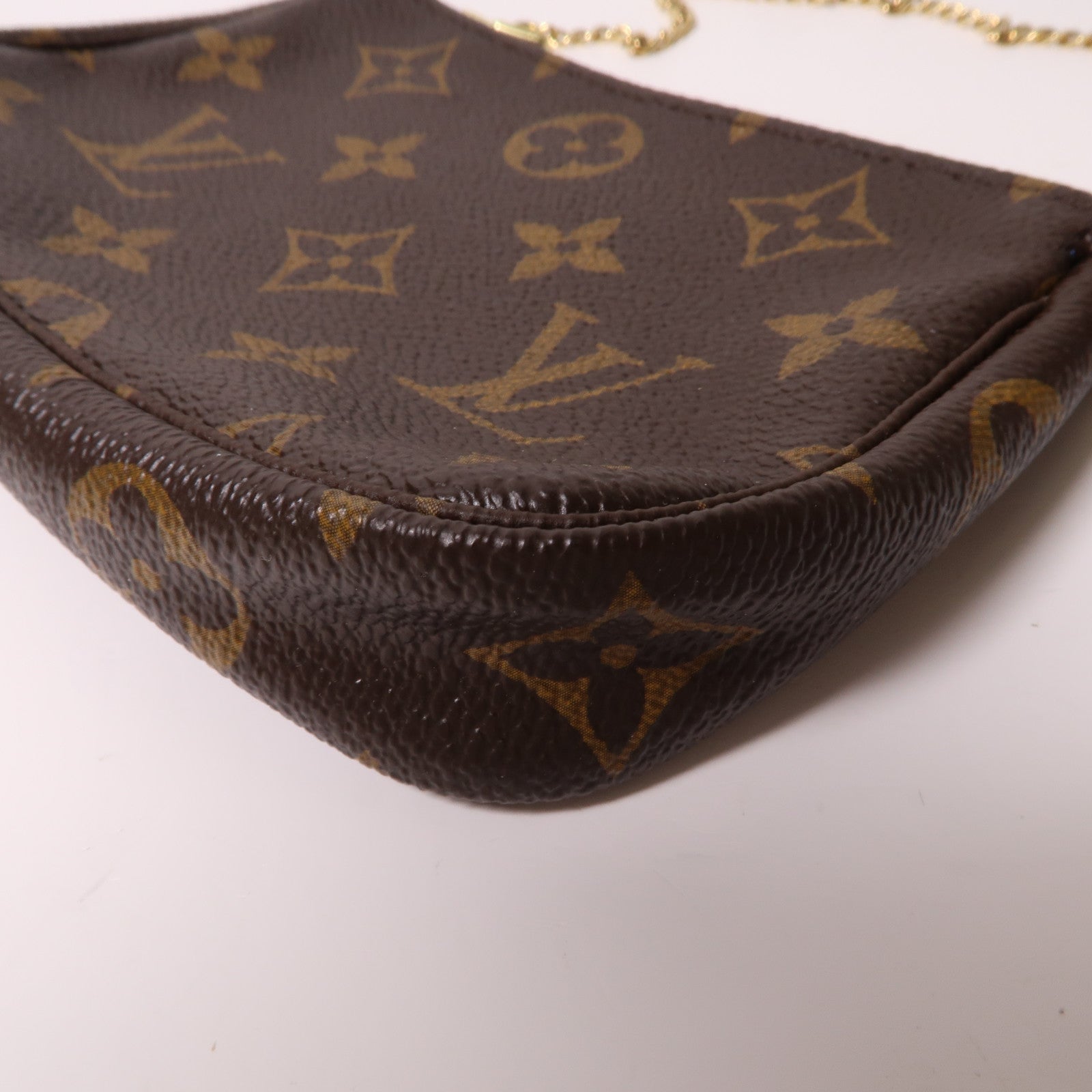 LOUIS VUITTON 【激減優惠】Monogram Pochette Accessories金扣手挽袋啡色
