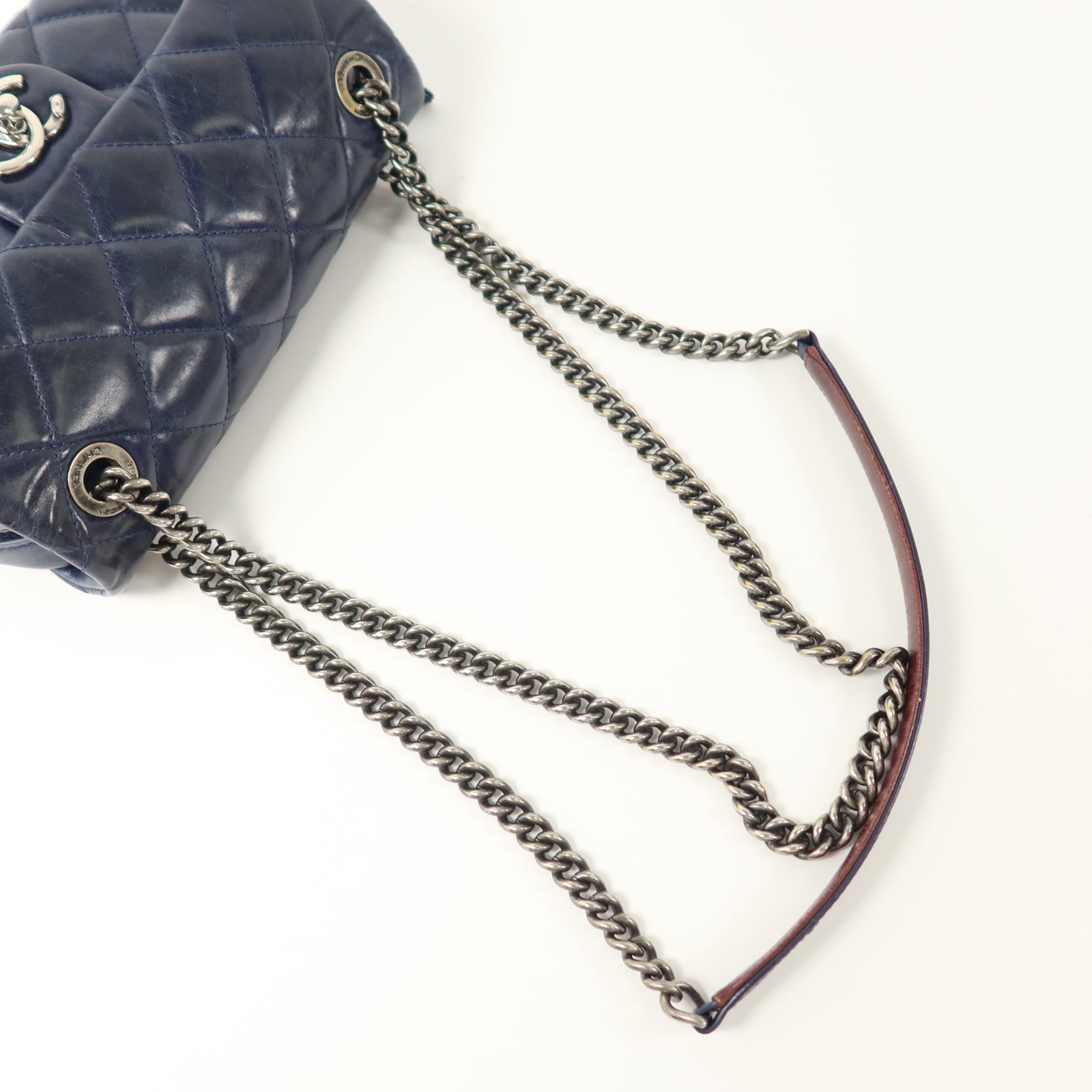 CHANEL 【激減優惠】羊皮皮革Chain Shoulder銀扣鏈帶肩背袋