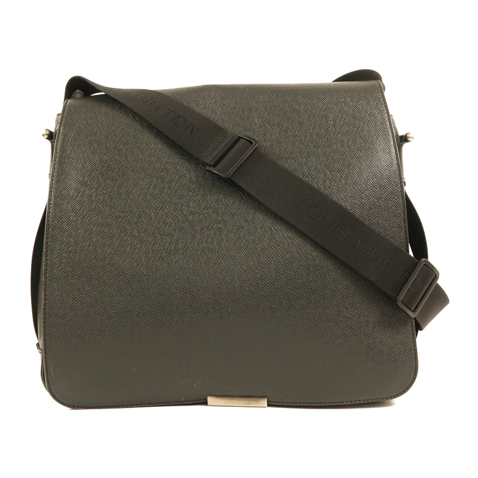 LOUIS VUITTON Taiga Victor銀扣肩背袋