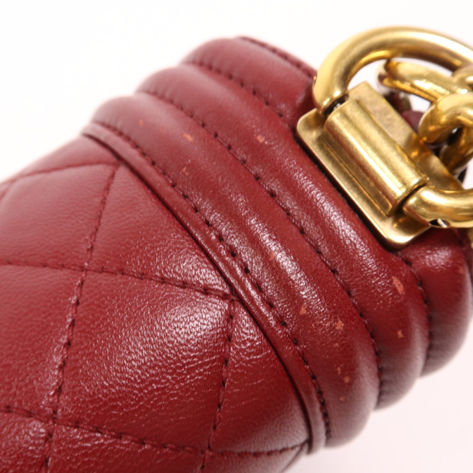 CHANEL 羊皮皮革Boy Chanel Medium金扣鏈帶肩背袋