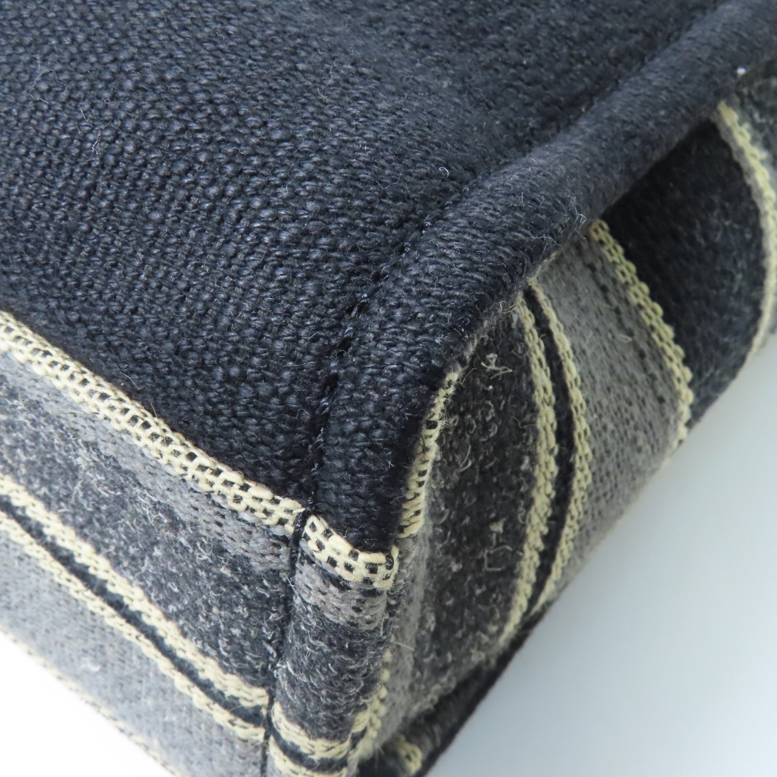 CHANEL 帆布Deauville Tote銀扣鏈帶手挽袋黑色/灰色