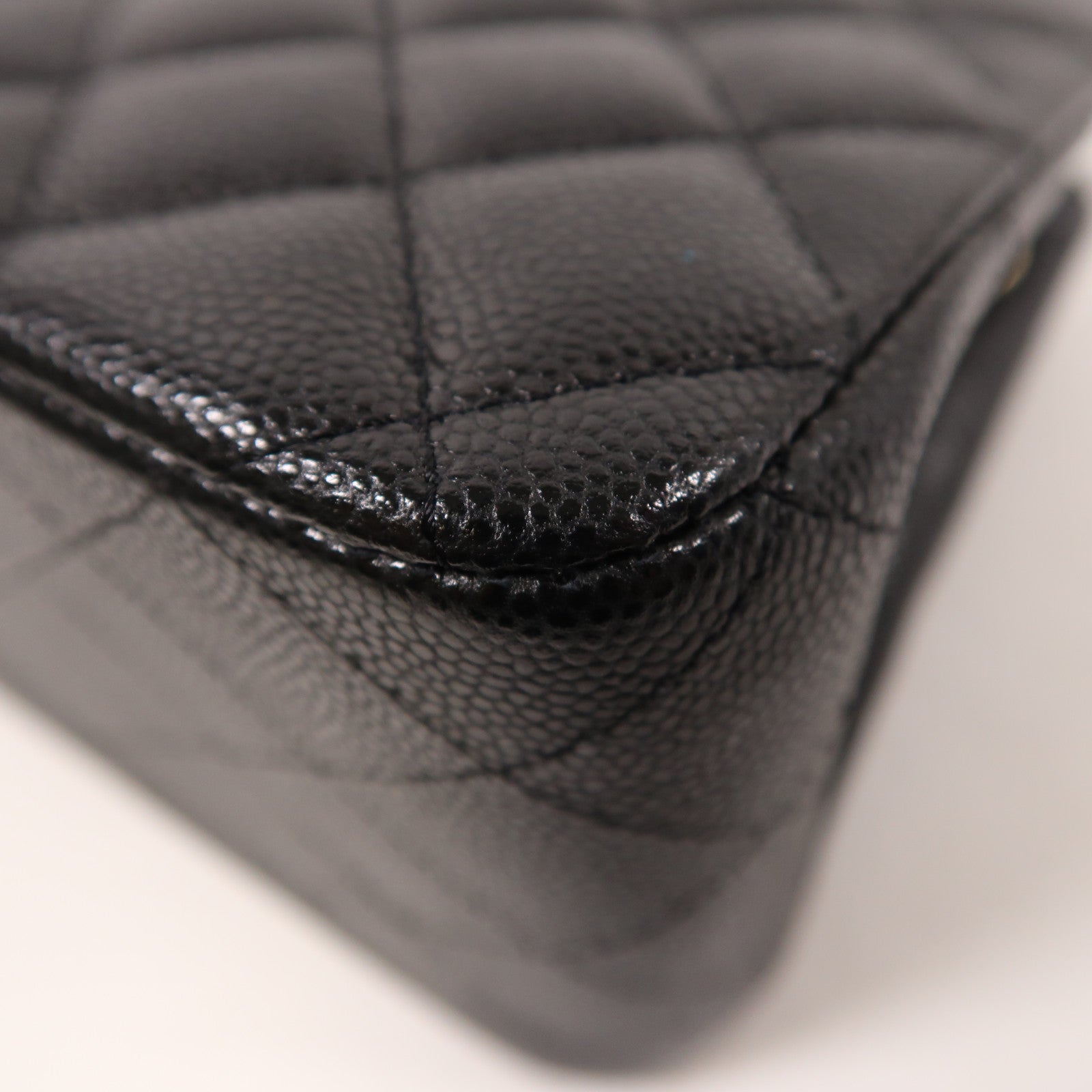 CHANEL 牛皮皮革Bucket Bag金扣鏈帶肩背袋