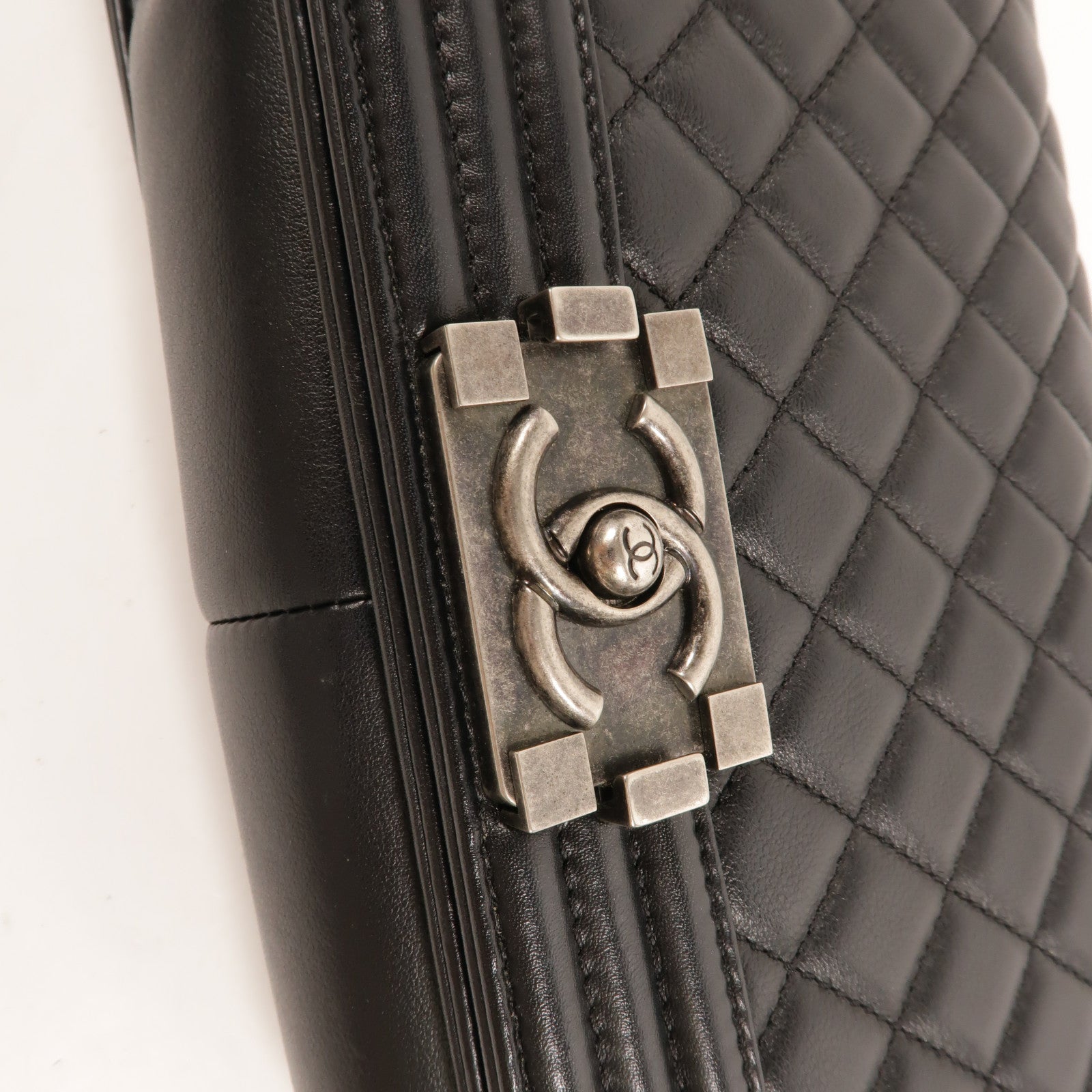 CHANEL 羊皮皮革Boy 25肩背袋