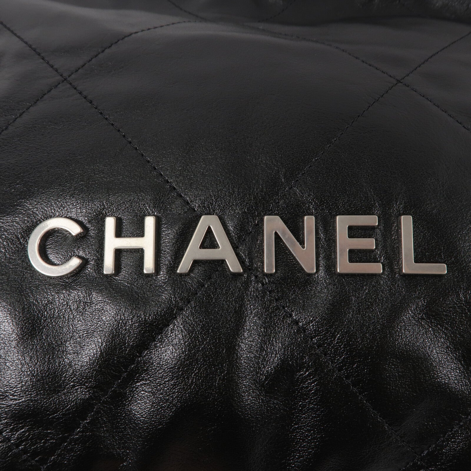 CHANEL 牛皮皮革Chanel 22 Small鏈帶肩背袋