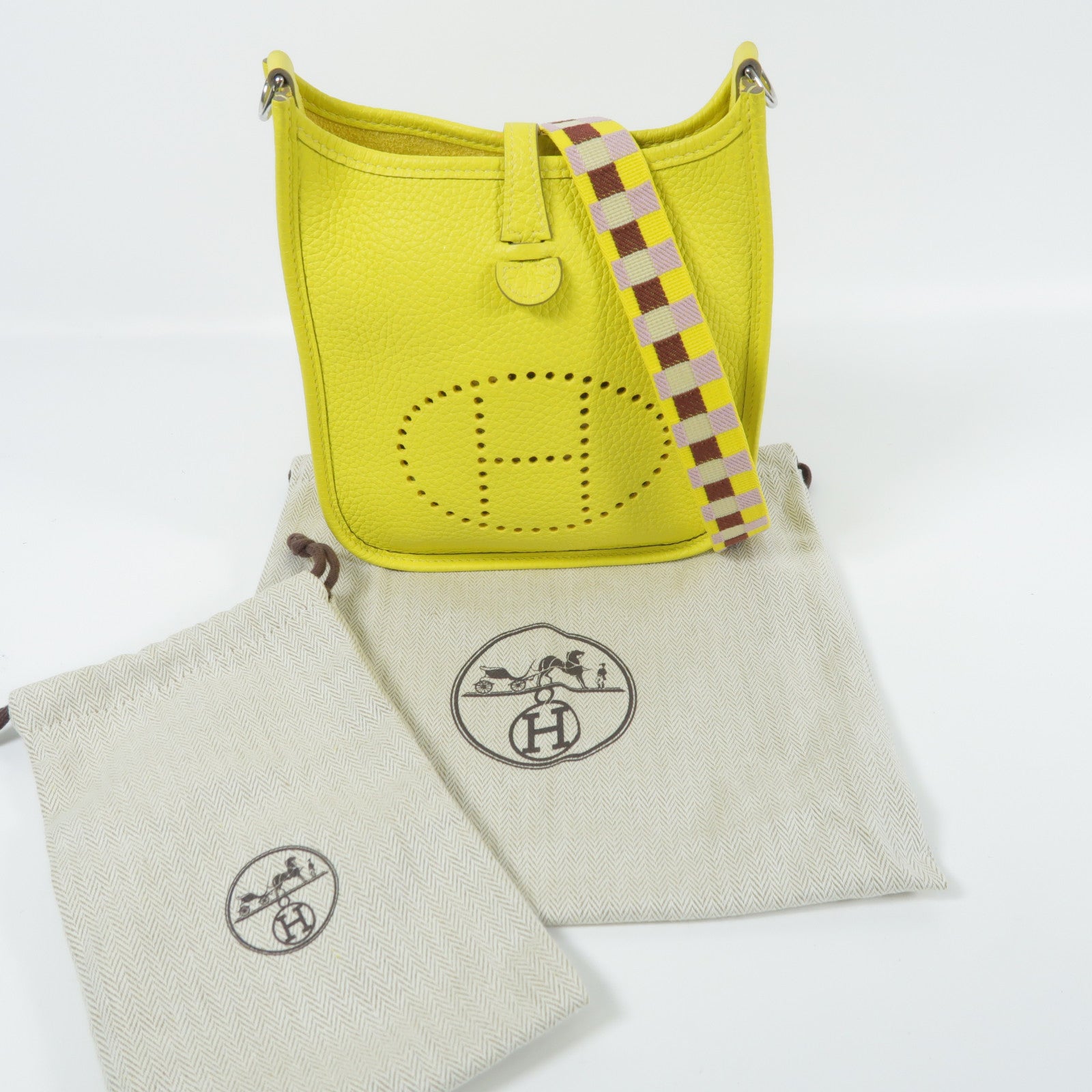 HERMES Clemence皮革Evelyne TPM銀扣肩背袋Lime