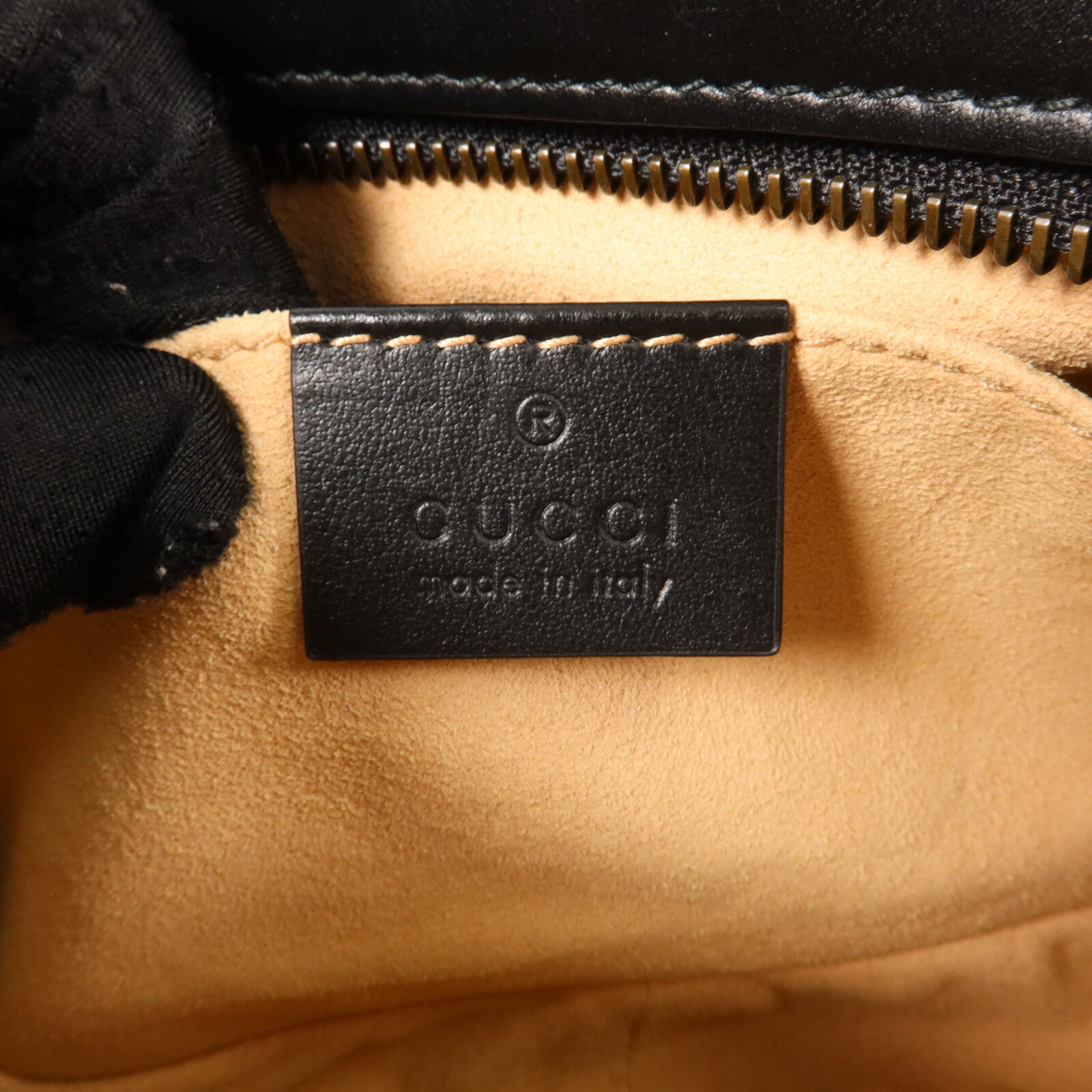 GUCCI 牛皮皮革GG Marmont Mini肩背袋