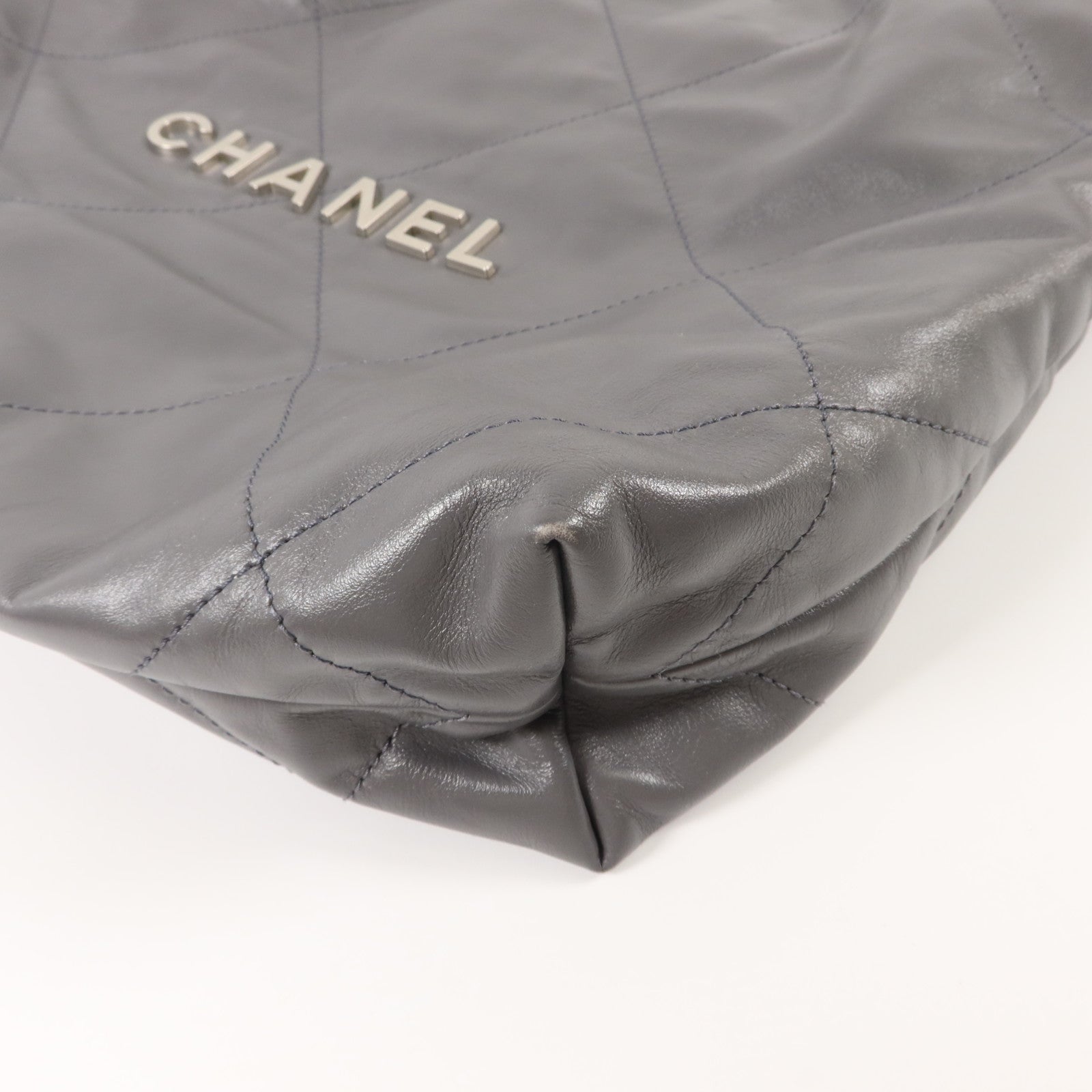 CHANEL 牛皮皮革Chanel 22 Small鏈帶肩背袋