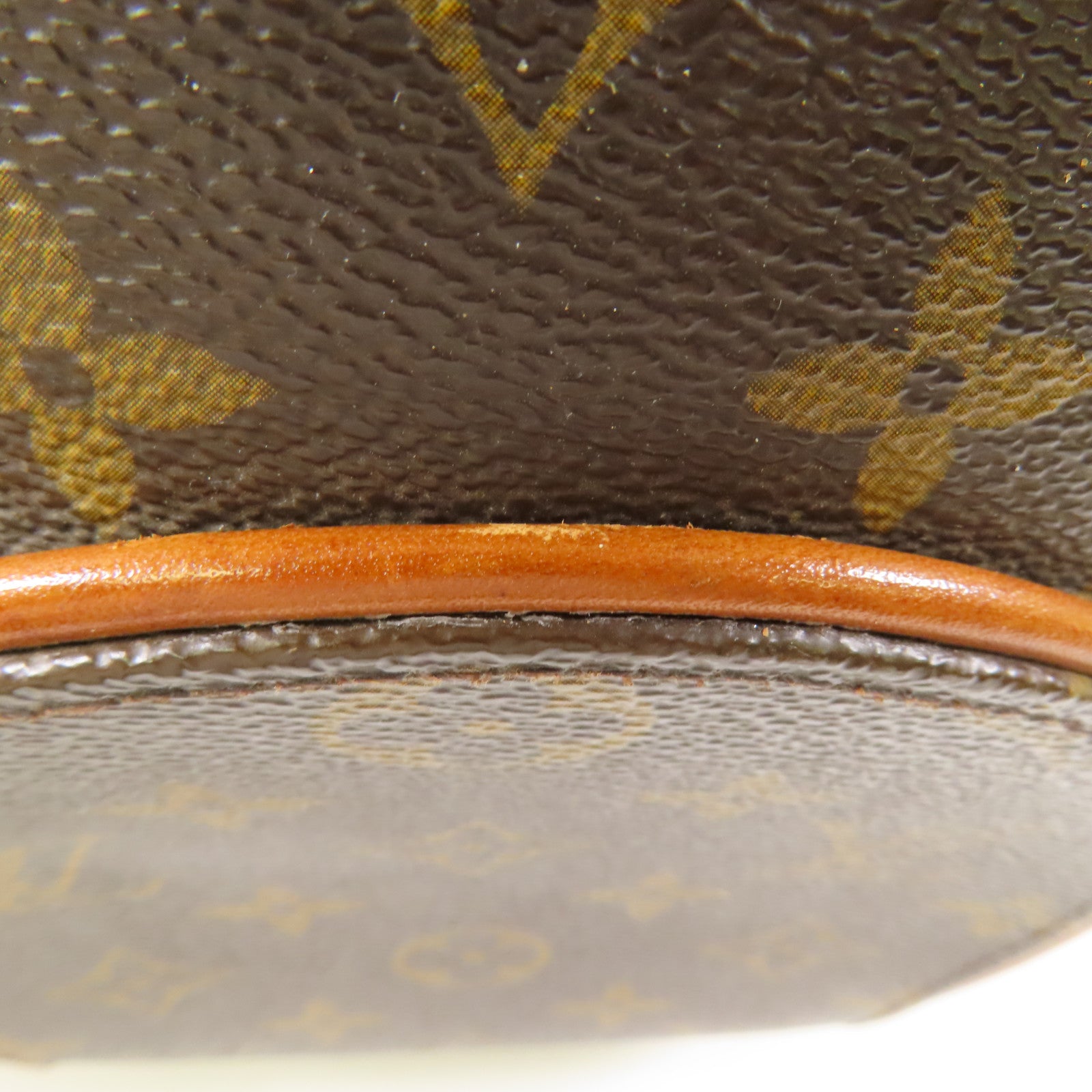 LOUIS VUITTON Monogram Ellipse PM金扣手挽袋棕色