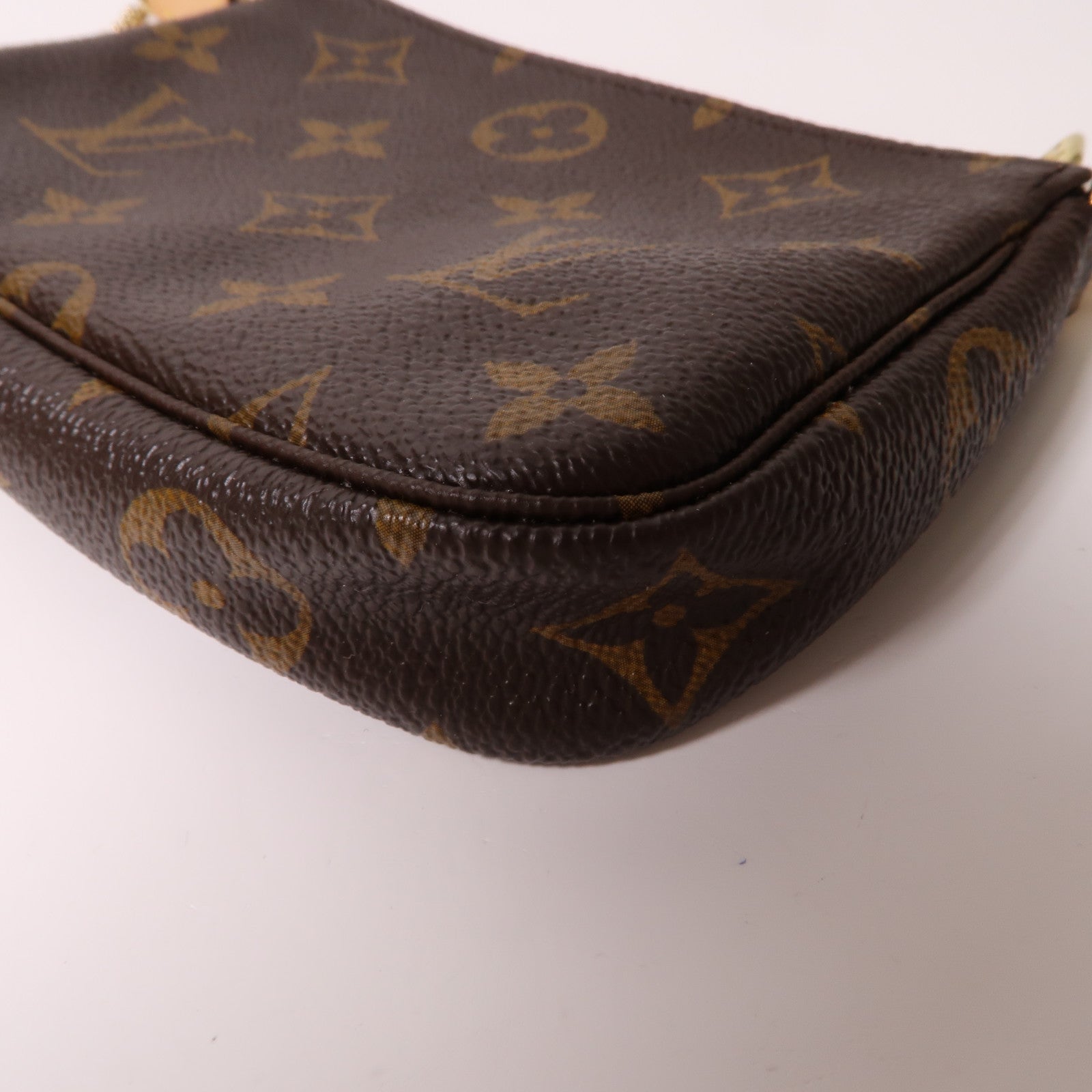LOUIS VUITTON 【激減優惠】Monogram Pochette Accessories金扣手挽袋啡色