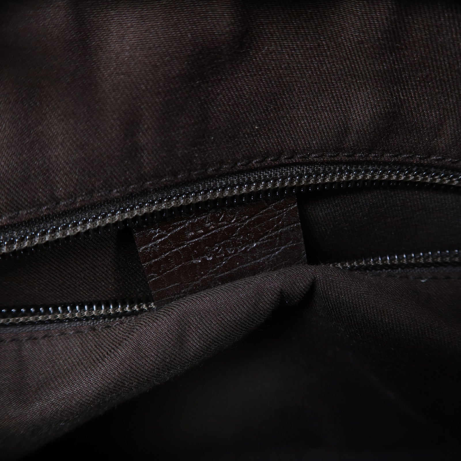GUCCI 塗層帆布Shoulder Bag銀扣肩背袋啡色