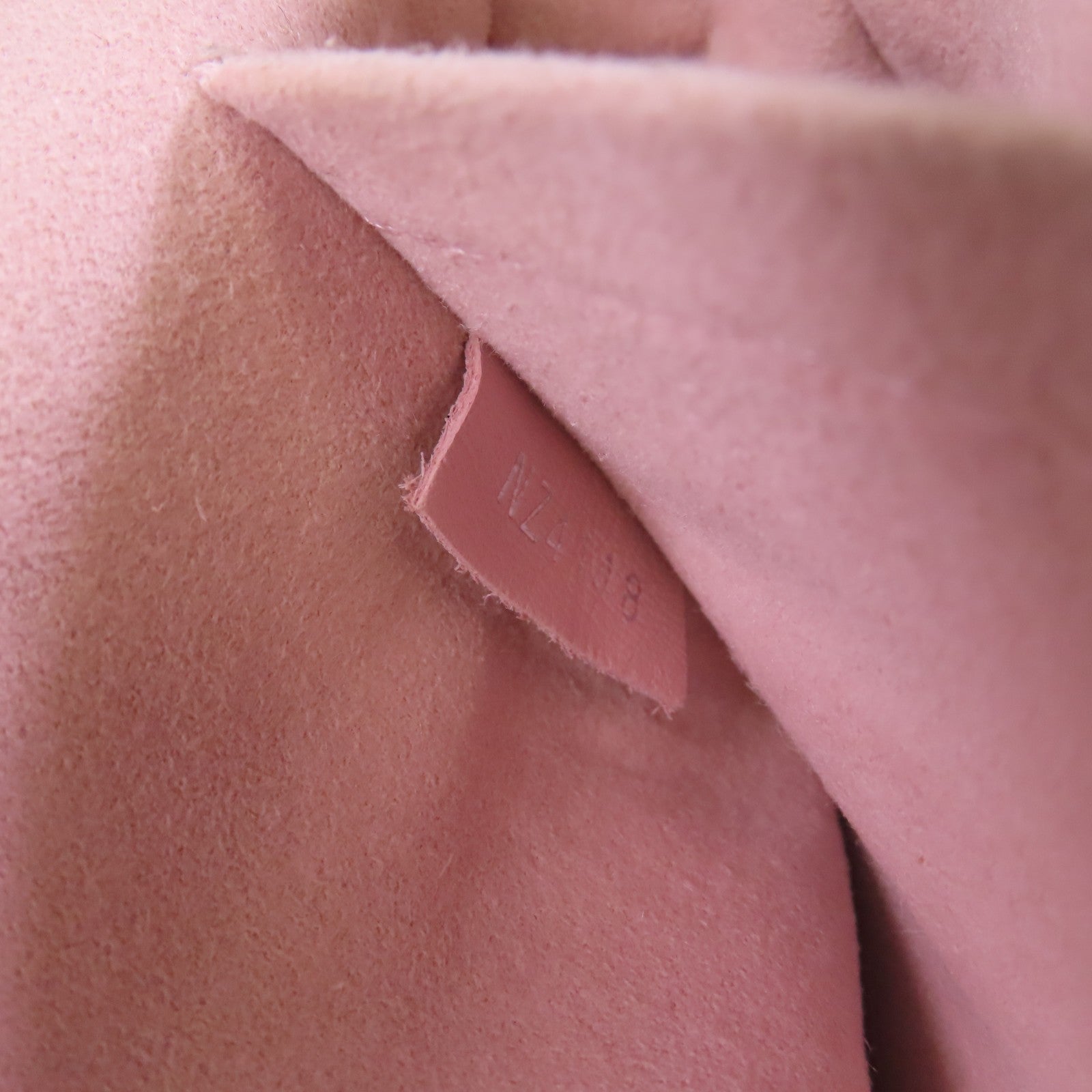 LOUIS VUITTON 牛皮皮革New Wave MM銀扣手挽肩背兩用袋