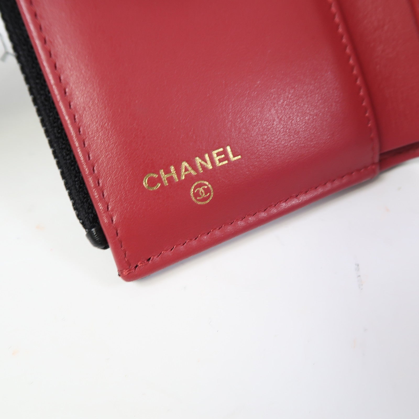 CHANEL 菱格羊皮皮革C19 Wallet金扣錢包黑色