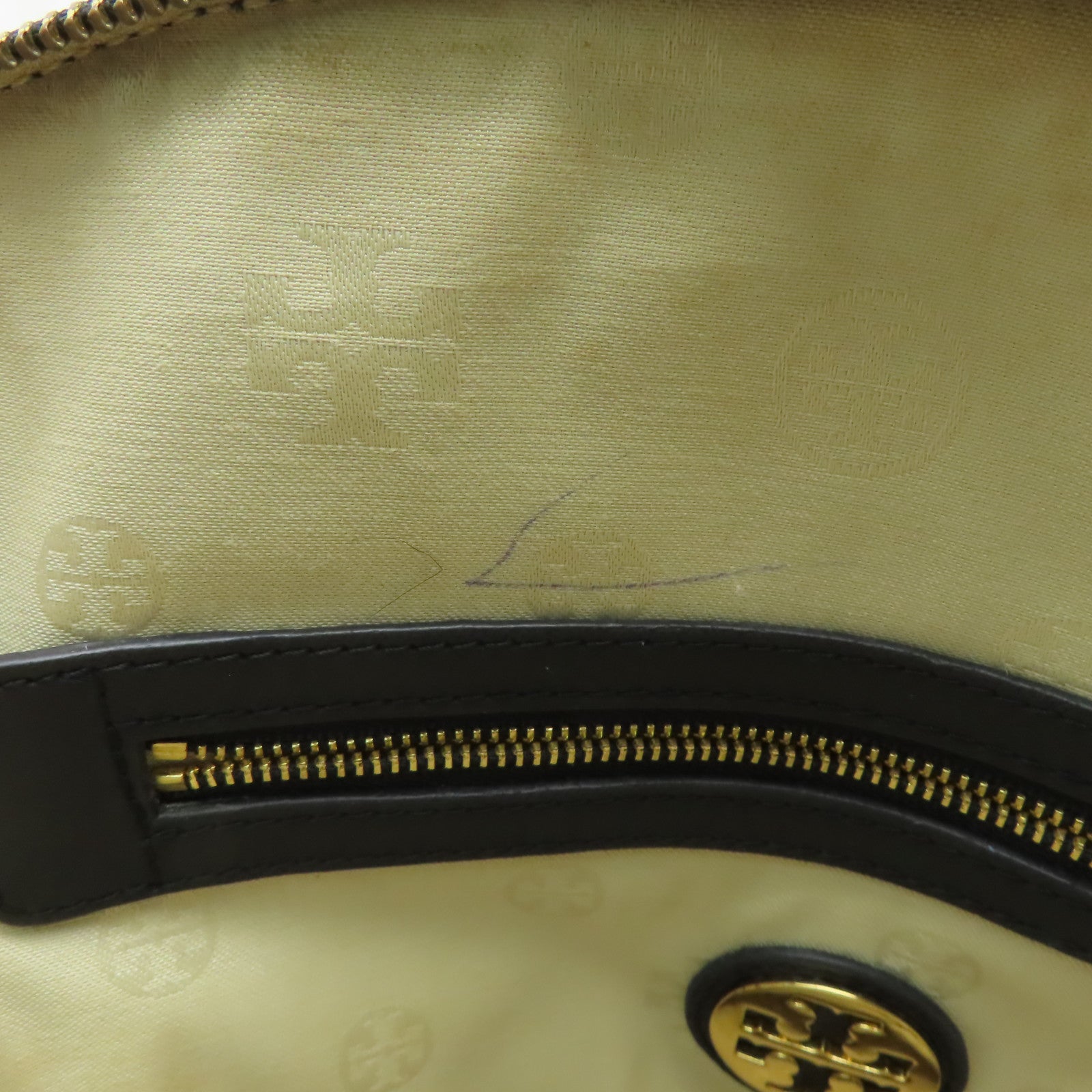 Tory Burch 【激減優惠】牛皮皮革Hand Bag金扣手挽袋黑色