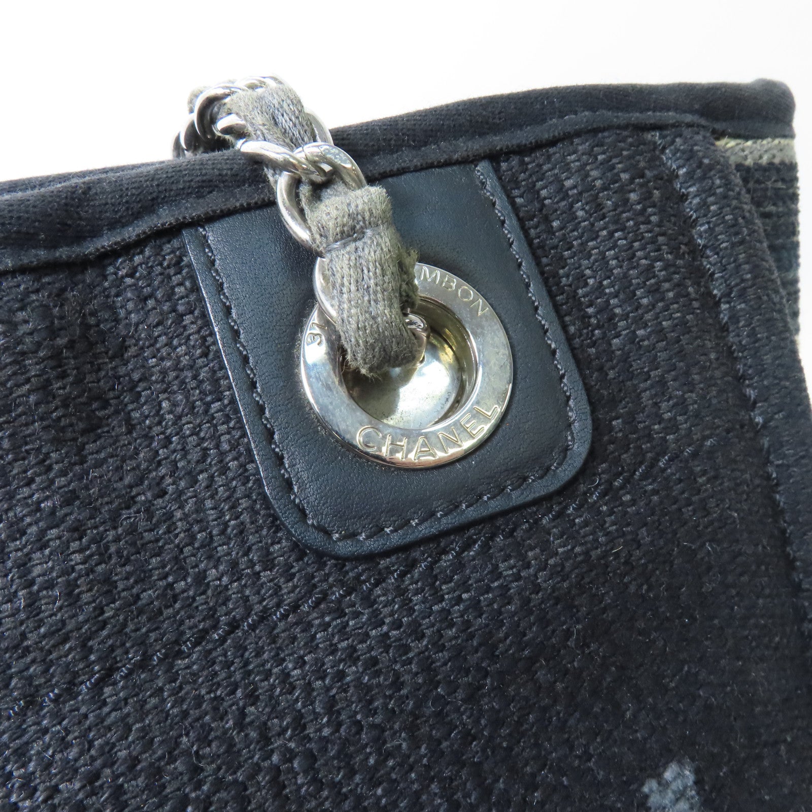 CHANEL 帆布Deauville Tote銀扣鏈帶手挽袋黑色/灰色