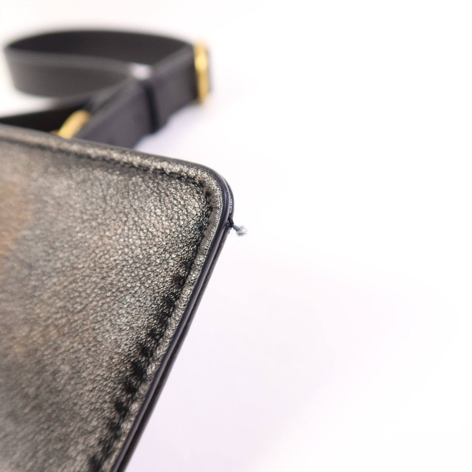 CHANEL 牛皮皮革Chain Shoulder Bag金扣鏈帶肩背袋