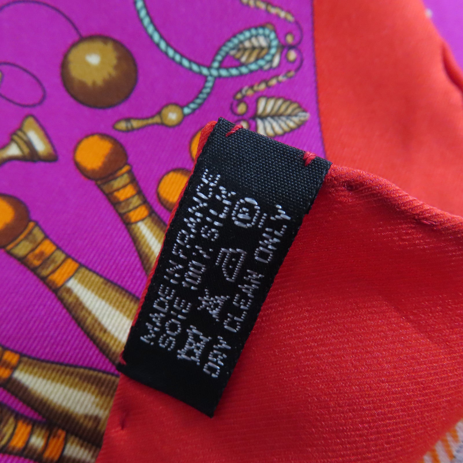 HERMES 絲質65x65 Scarf絲巾紅色/紫色/彩色