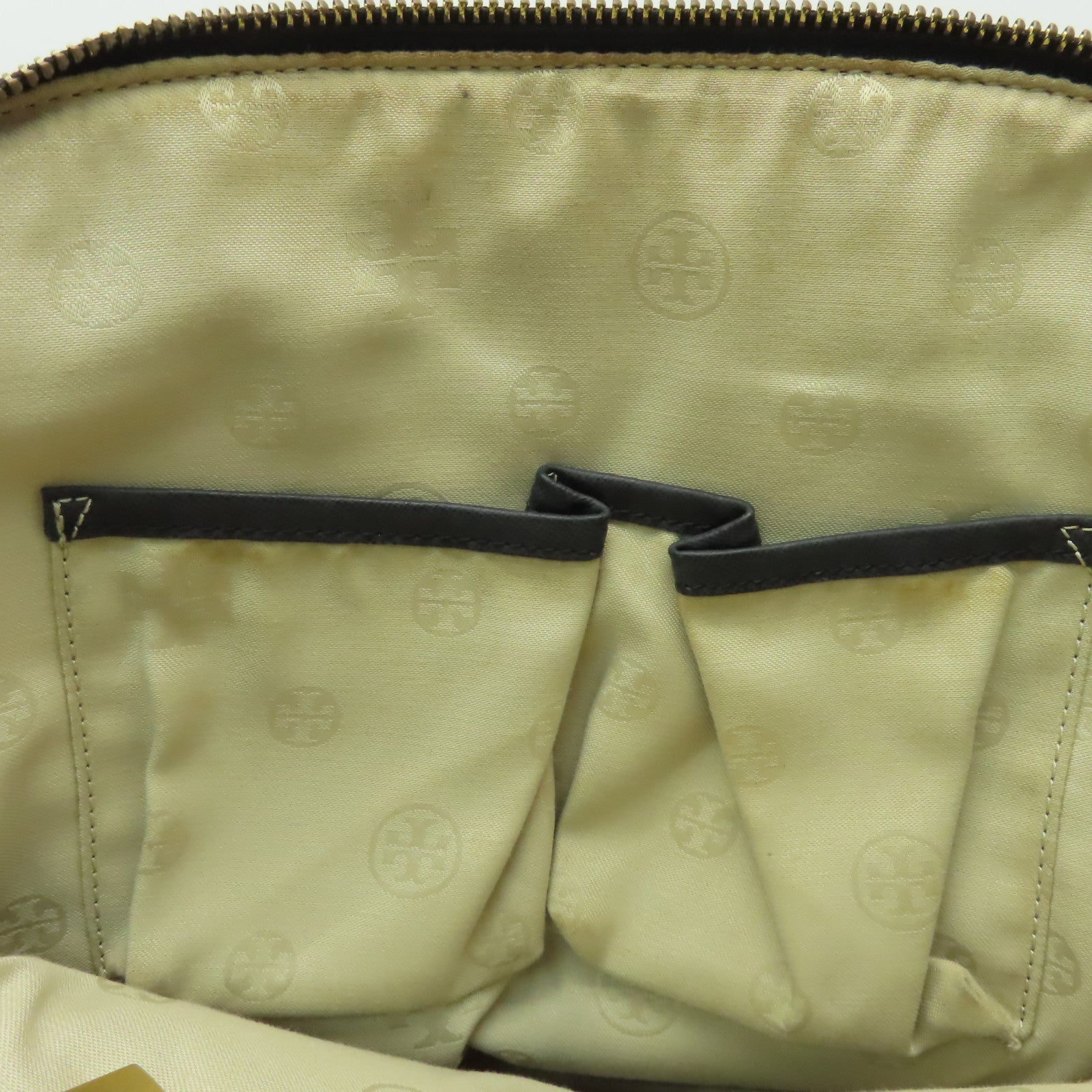 Tory Burch 【激減優惠】牛皮皮革Hand Bag金扣手挽袋黑色