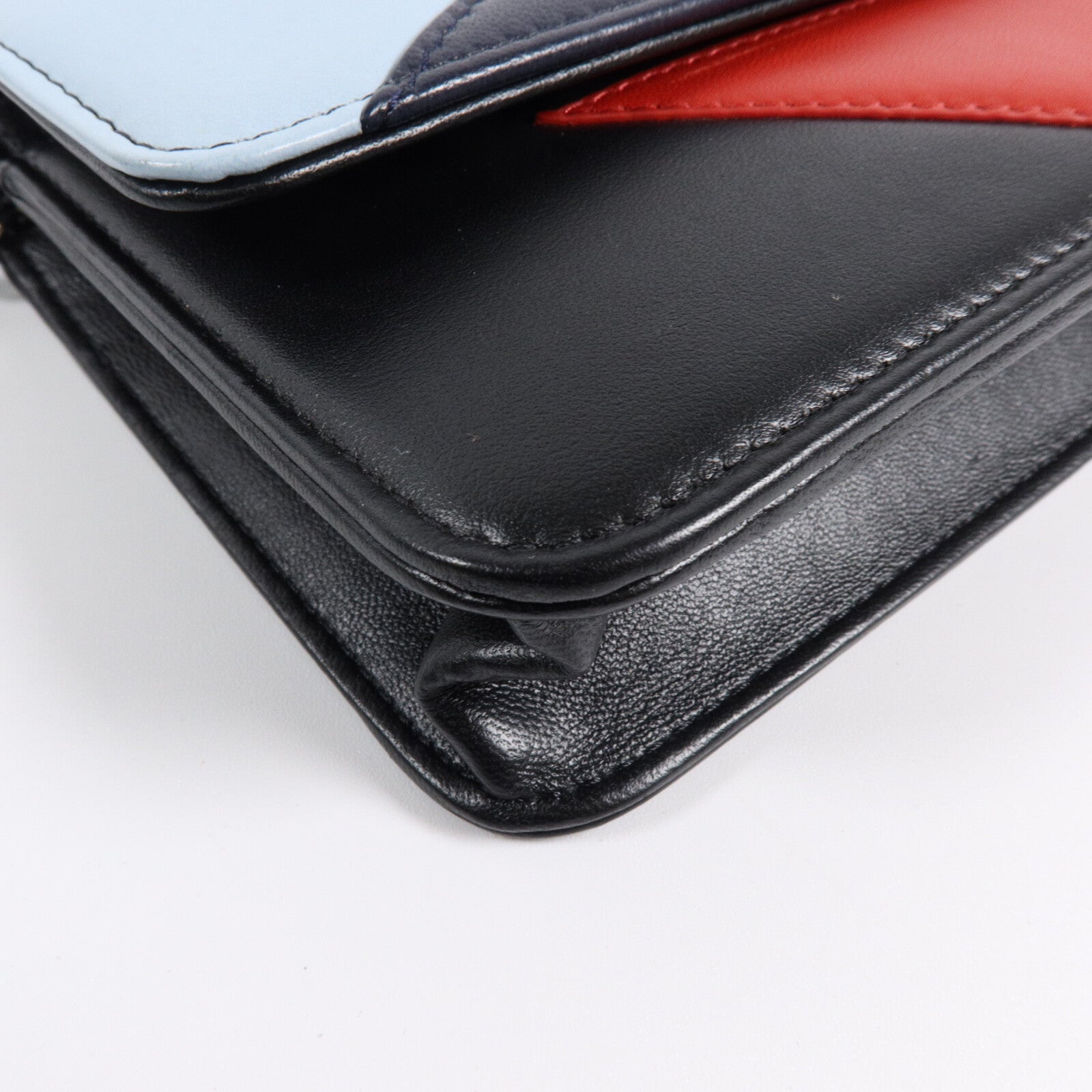 CHANEL 羊皮皮革WOC Wallet On Chain鏈帶肩背袋