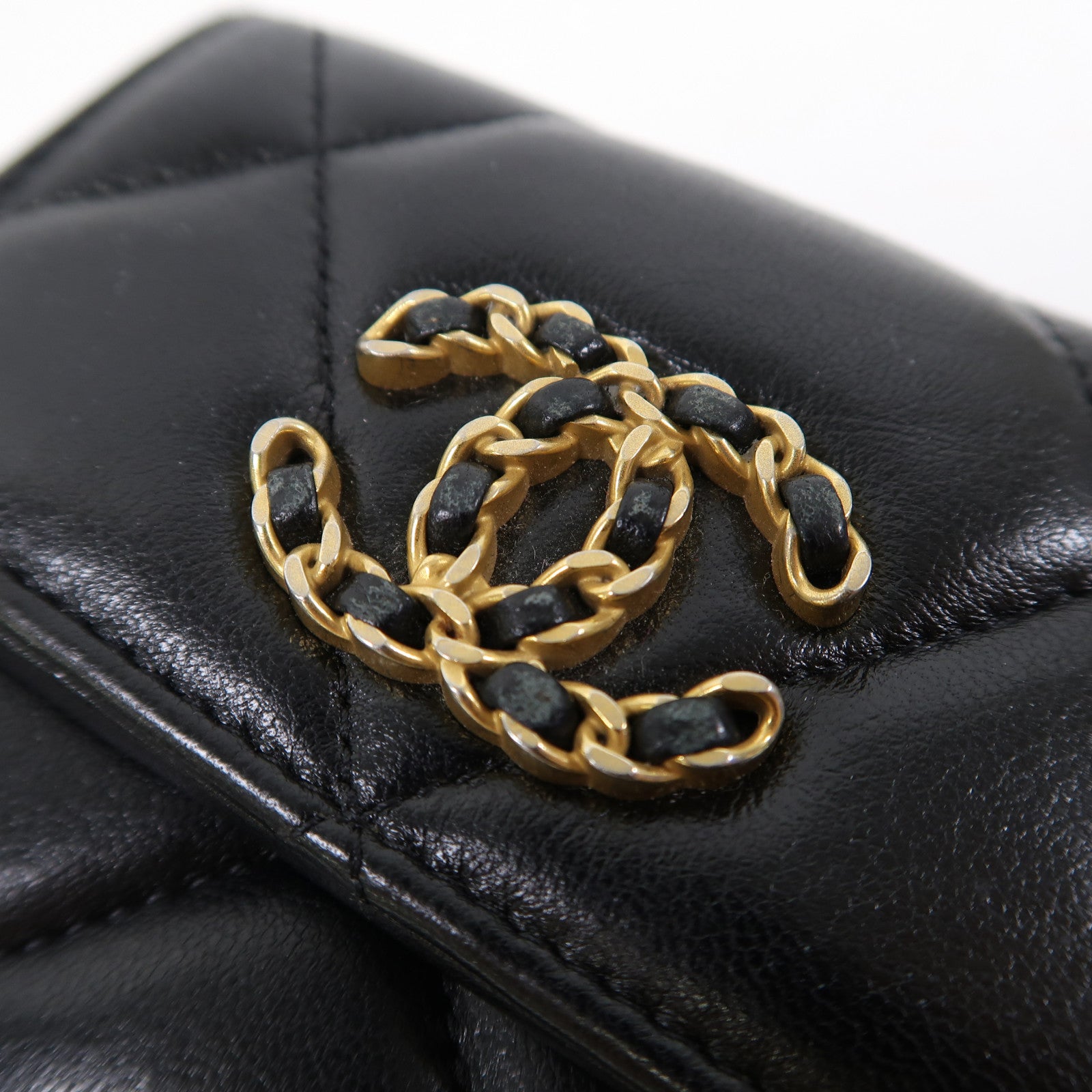 CHANEL 菱格羊皮皮革C19 Wallet金扣錢包黑色