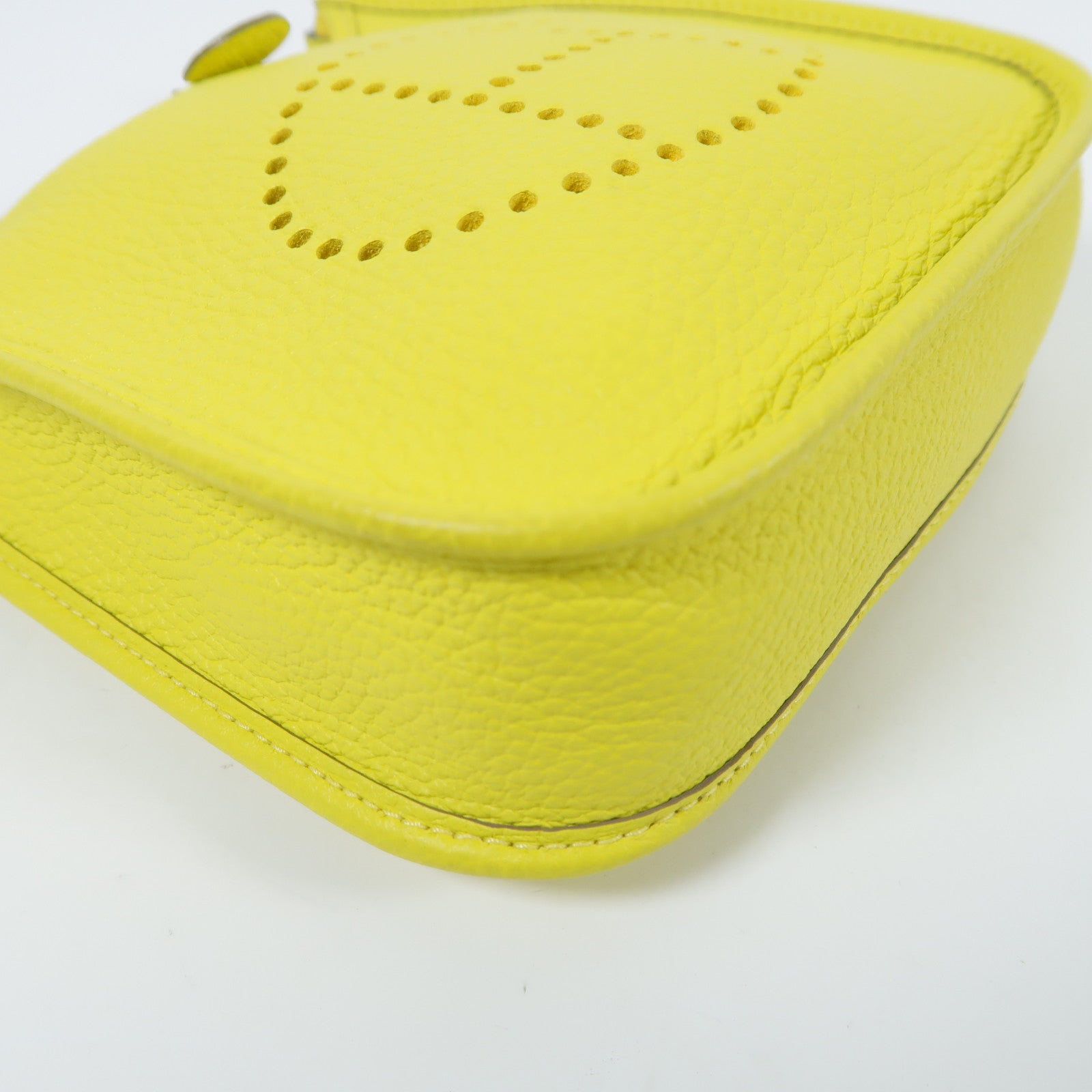 HERMES Clemence皮革Evelyne TPM銀扣肩背袋Lime