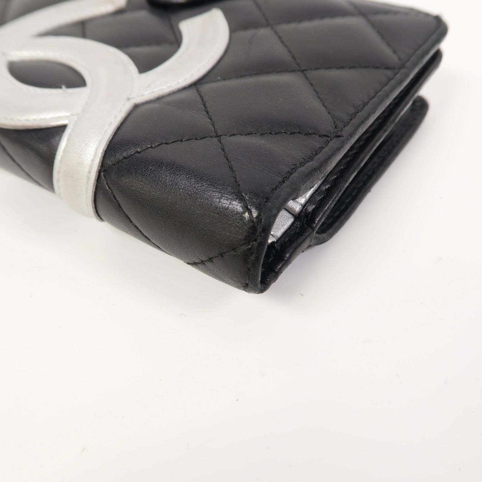 CHANEL 牛皮皮革Cambonline Wallet銀扣錢包黑色/銀色