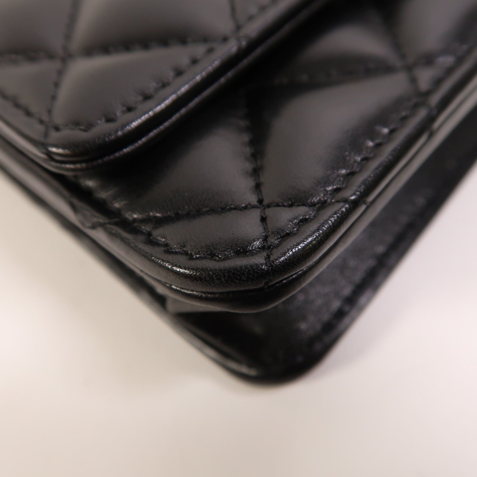 CHANEL 羊皮皮革WOC Wallet On Chain金扣鏈帶肩背袋