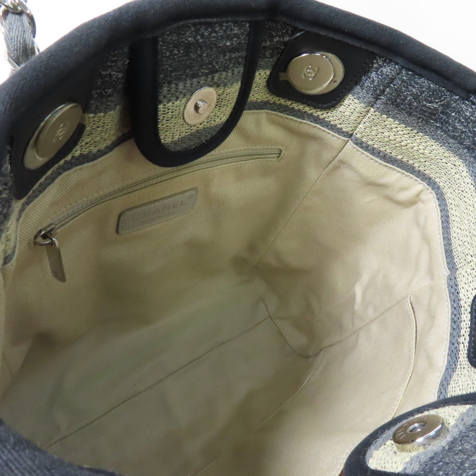 CHANEL 帆布Deauville Tote銀扣鏈帶手挽袋黑色/灰色