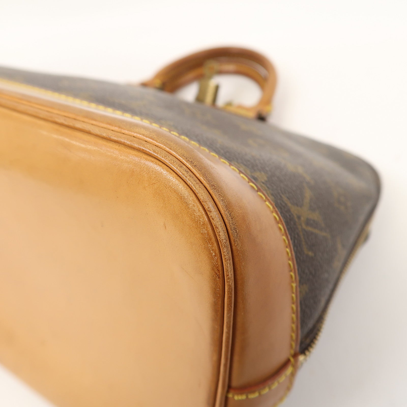 LOUIS VUITTON Monogram Alma PM金扣手挽袋啡色