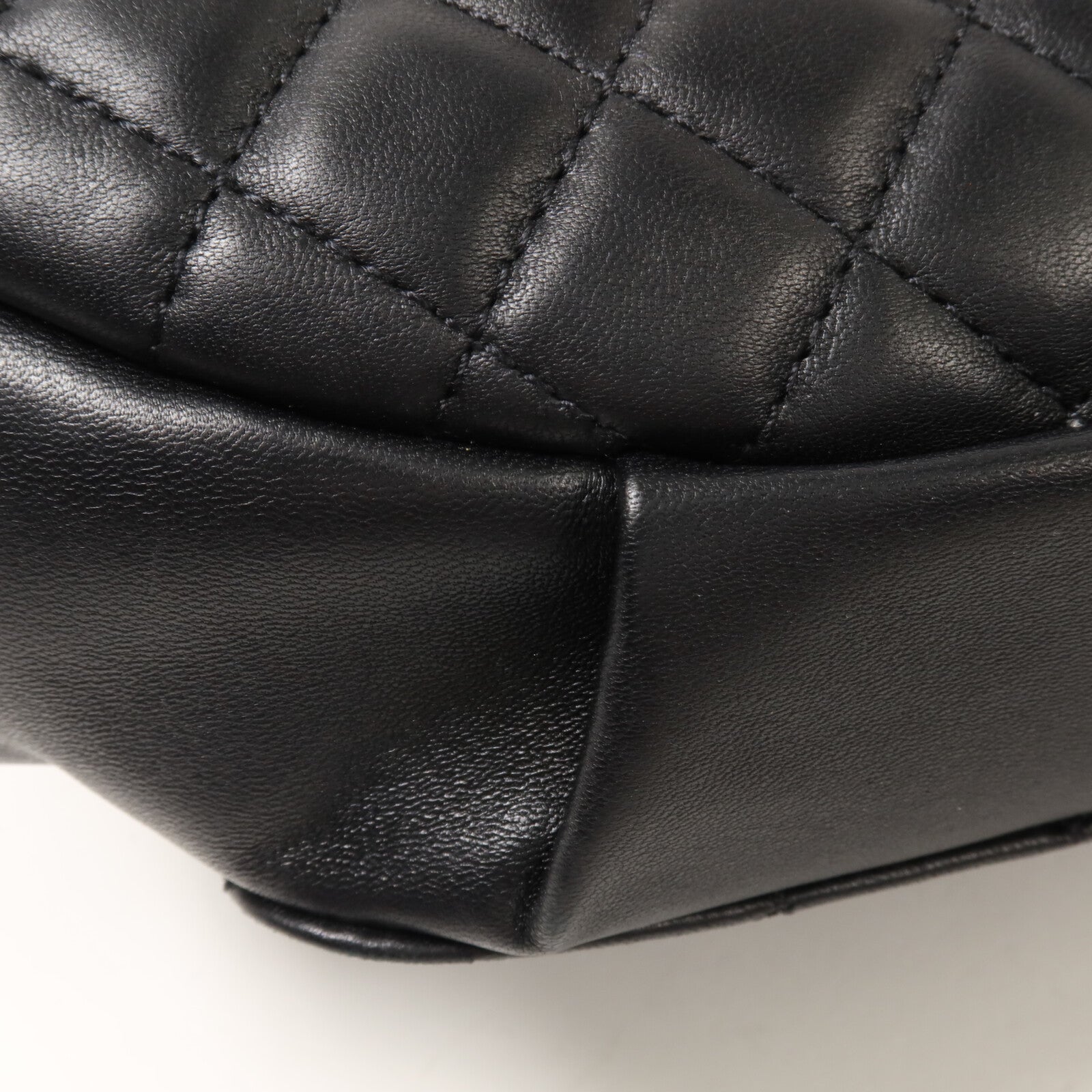 CHANEL 羊皮皮革Waist Bag鏈帶腰包