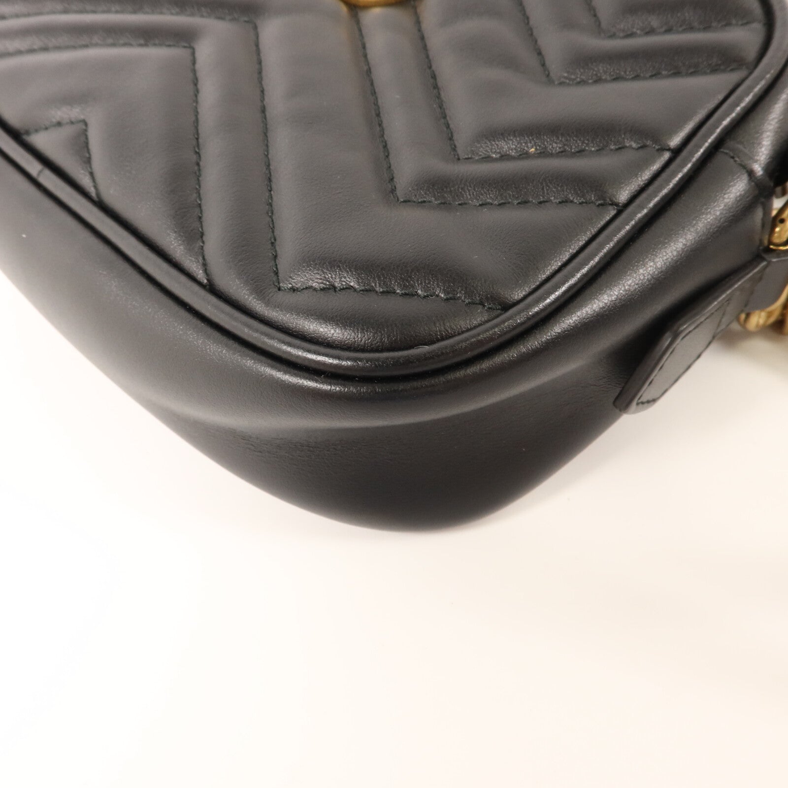 GUCCI 牛皮皮革GG Marmont Mini肩背袋