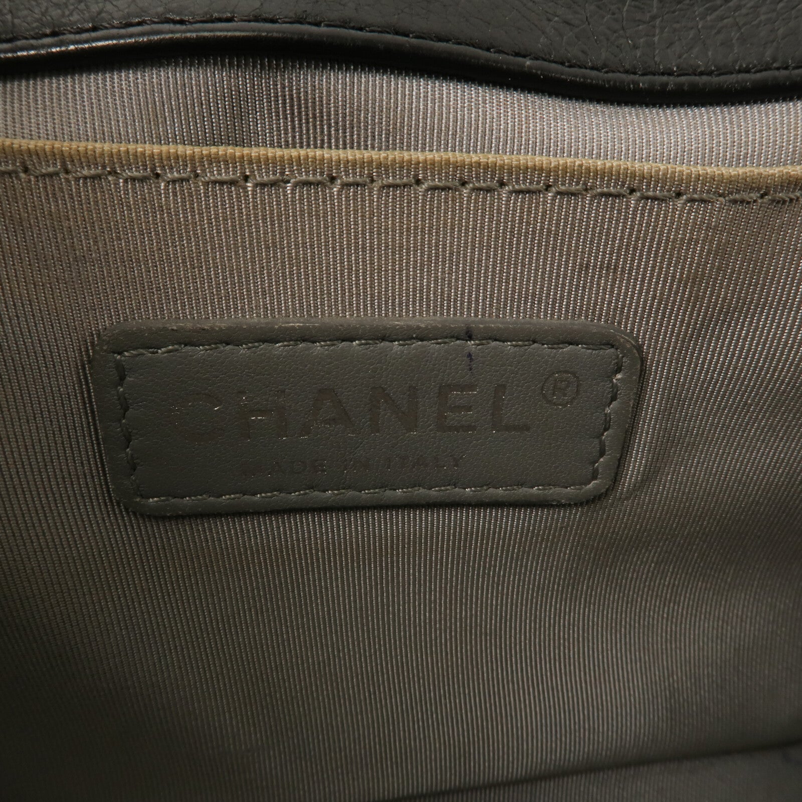 CHANEL 羊皮皮革Boy 25鏈帶肩背袋