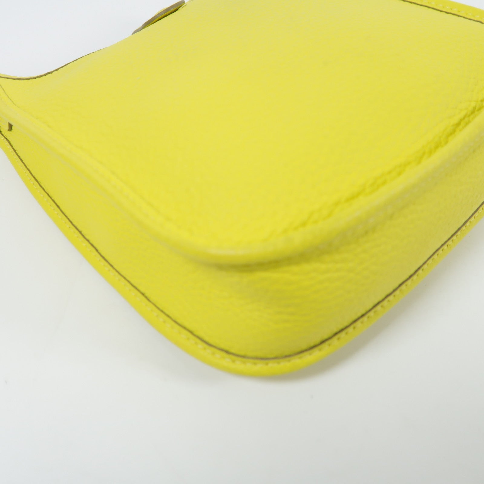 HERMES Clemence皮革Evelyne TPM銀扣肩背袋Lime