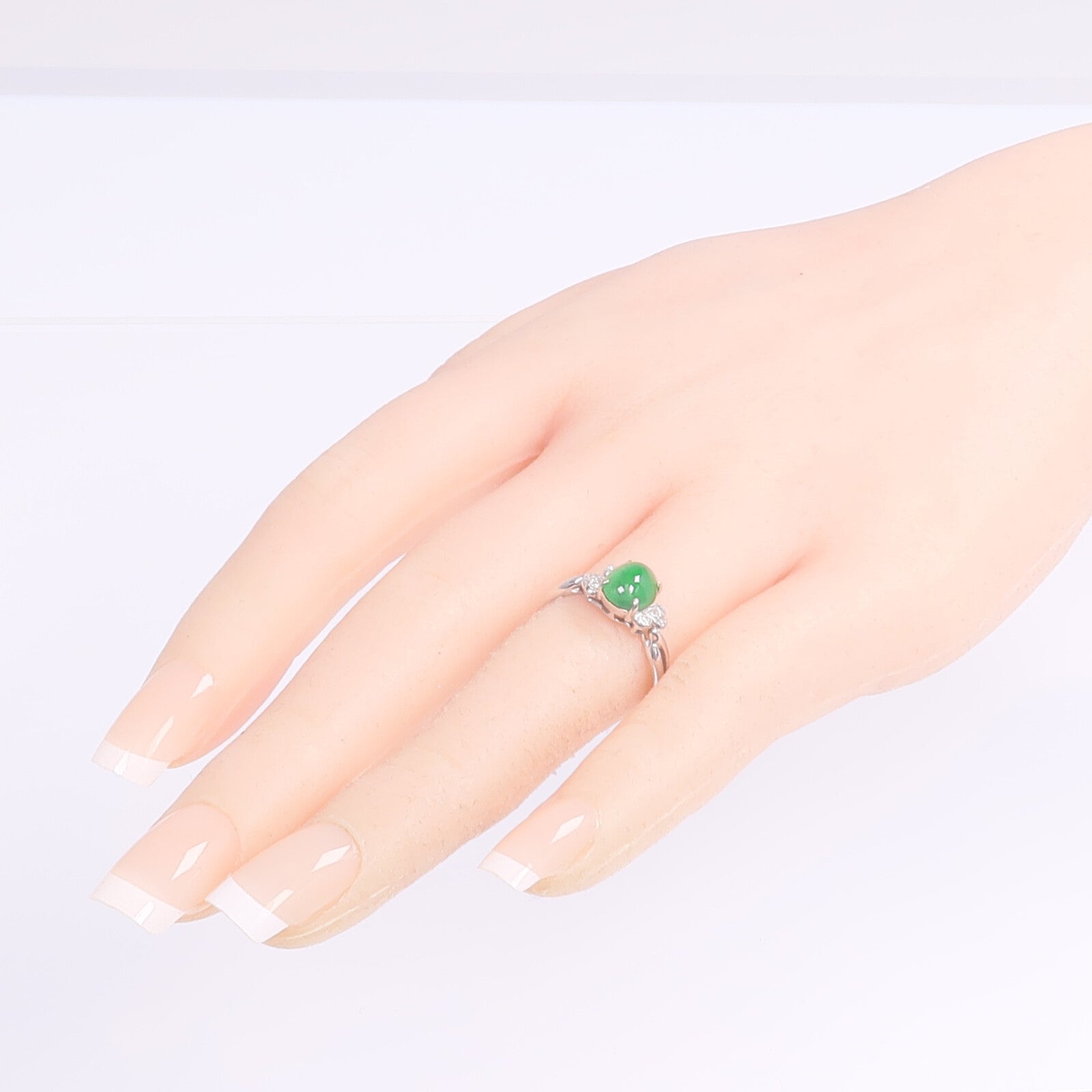 JEWELRY 【激減優惠】18K白金Jade Diamond Ring翡翠/鑽石戒指US#6.5