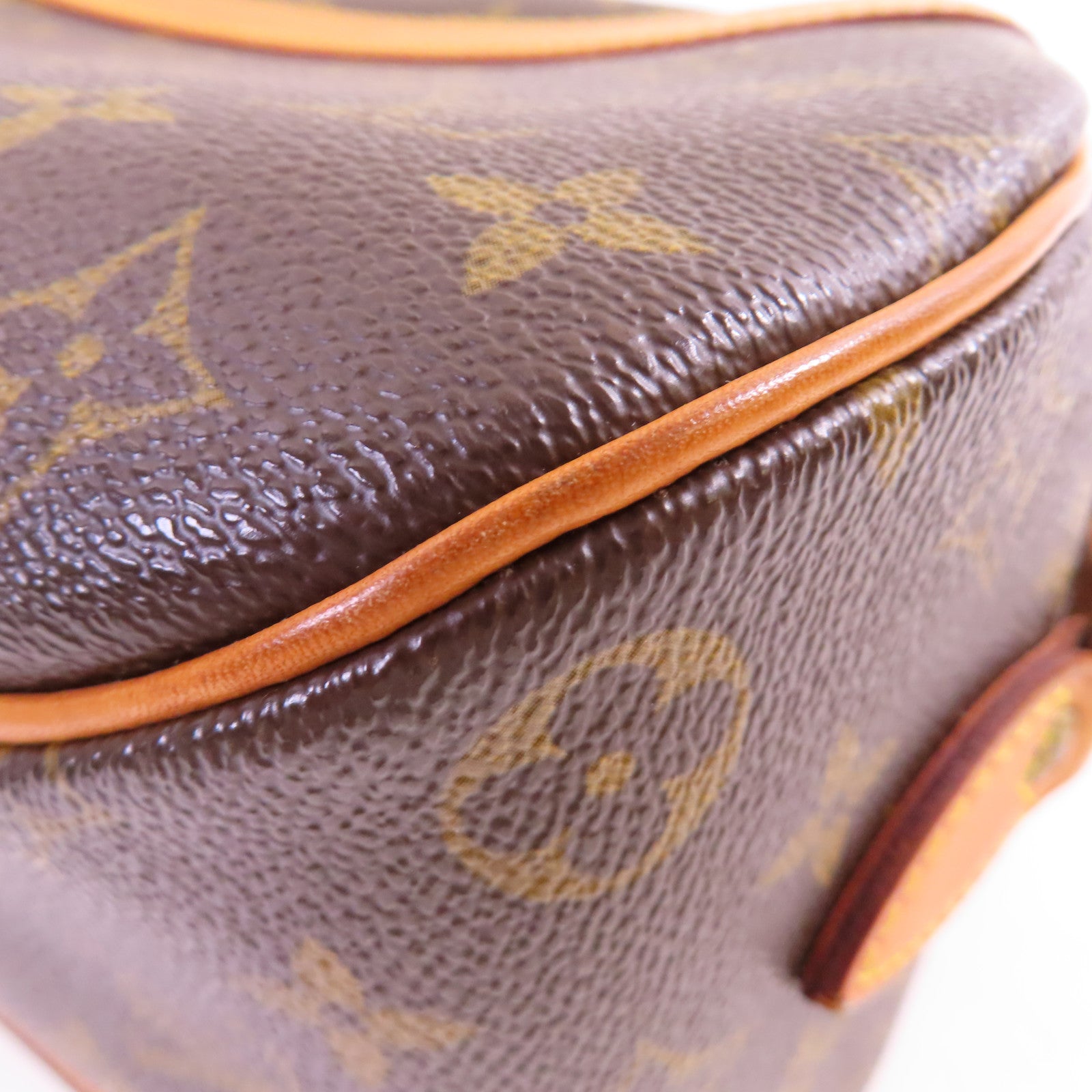 LOUIS VUITTON Monogram Blois Shoulder Bag金扣肩背袋啡色