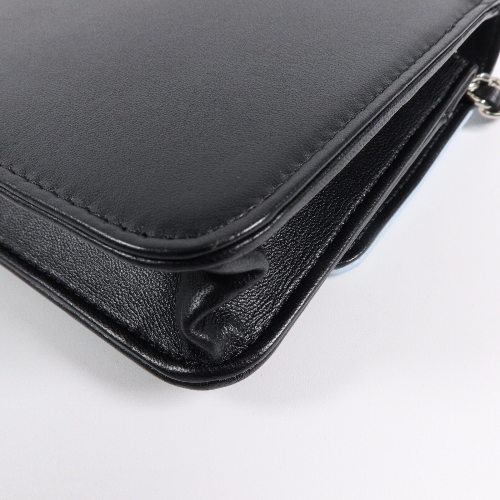 CHANEL 羊皮皮革WOC Wallet On Chain鏈帶肩背袋