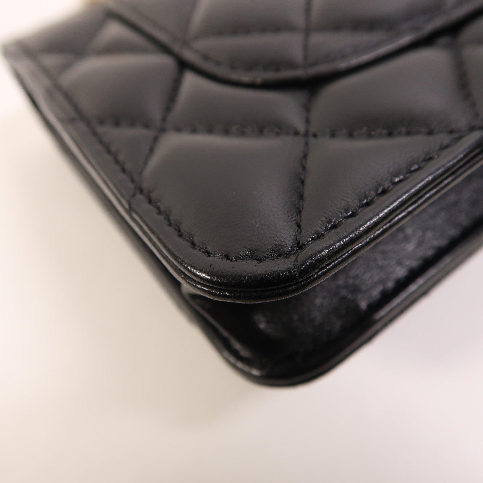CHANEL 羊皮皮革WOC Wallet On Chain金扣鏈帶肩背袋