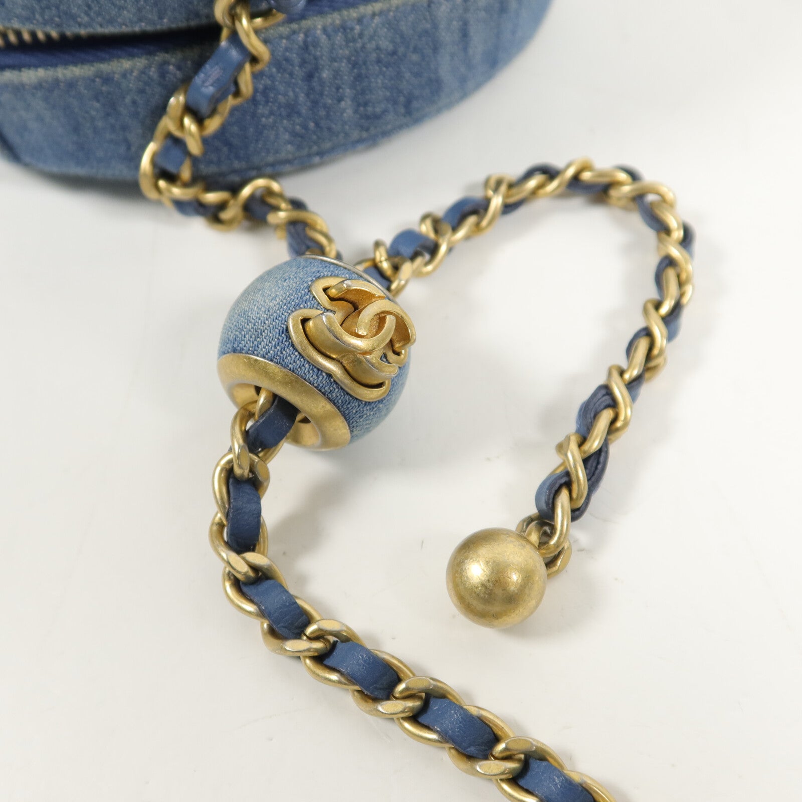 CHANEL 牛仔布Chain Shoulder鏈帶肩背袋