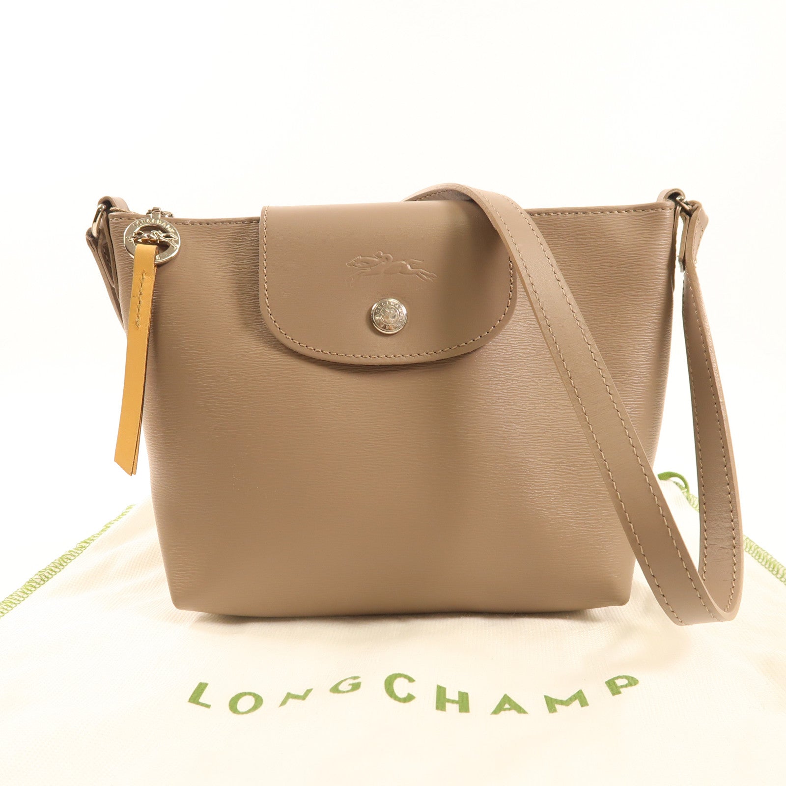 Longchamp 牛皮皮革Shoulder Bag銀扣肩背袋