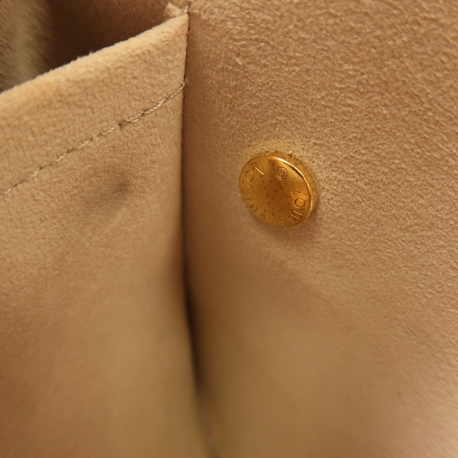 LOUIS VUITTON LV GHW Lockme Ever Mini 2Way Chain Shoulder Hand Bag M21088 Rose