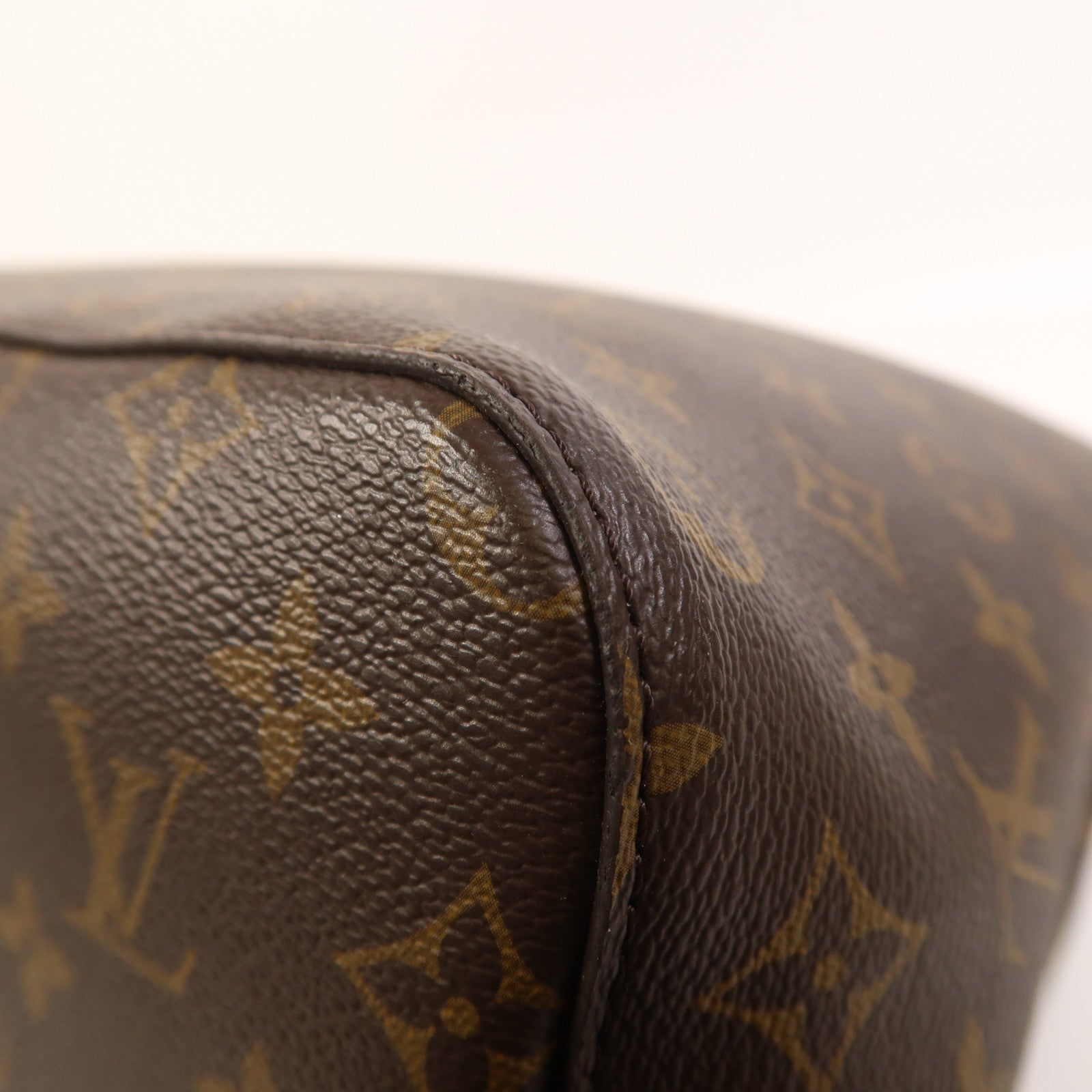 LOUIS VUITTON Monogram NeoNoe MM金扣肩背袋棕色