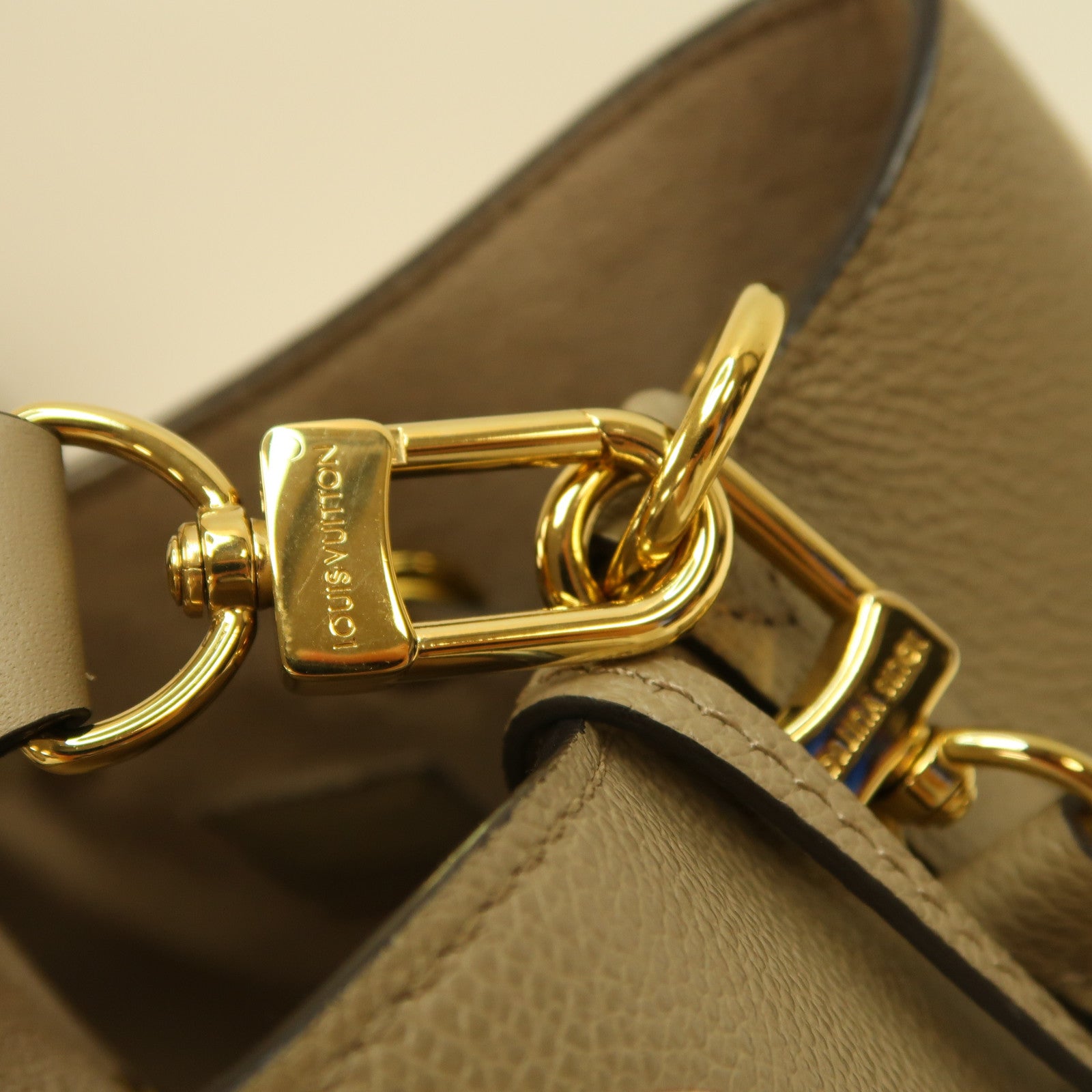 LOUIS VUITTON Monogram Empreinte Neo Noe手挽肩背兩用袋米色/米白色