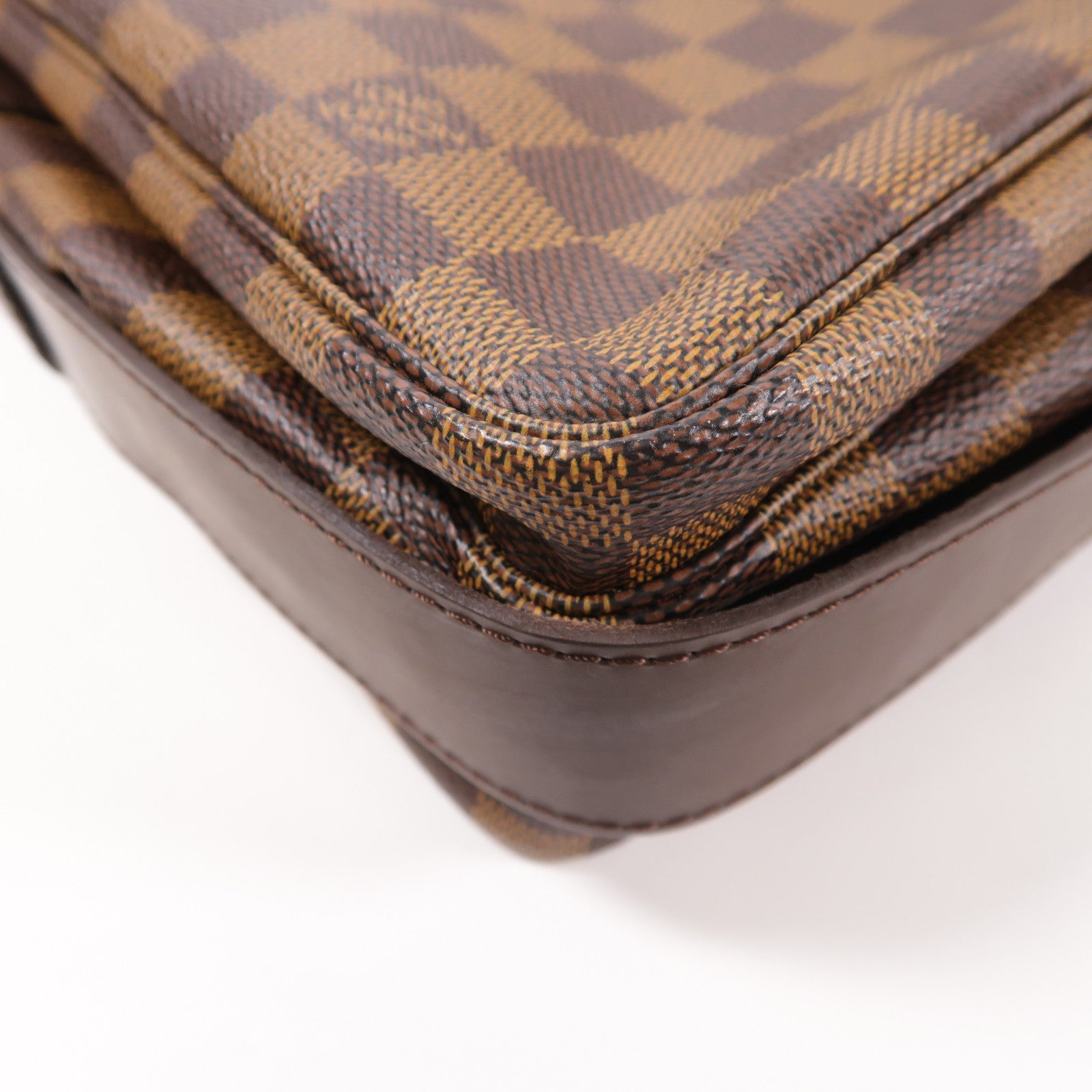 LOUIS VUITTON Damier Naviglio金扣肩背袋