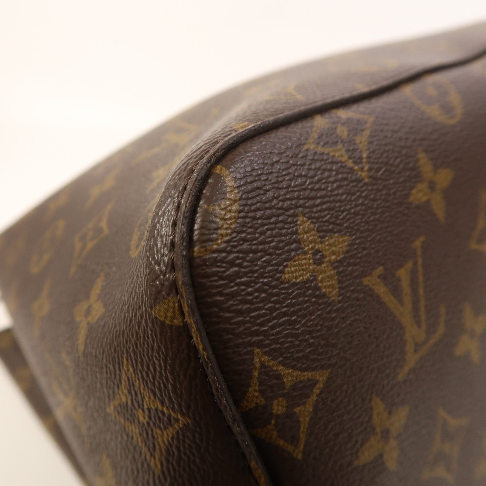 LOUIS VUITTON Monogram NeoNoe MM金扣肩背袋棕色