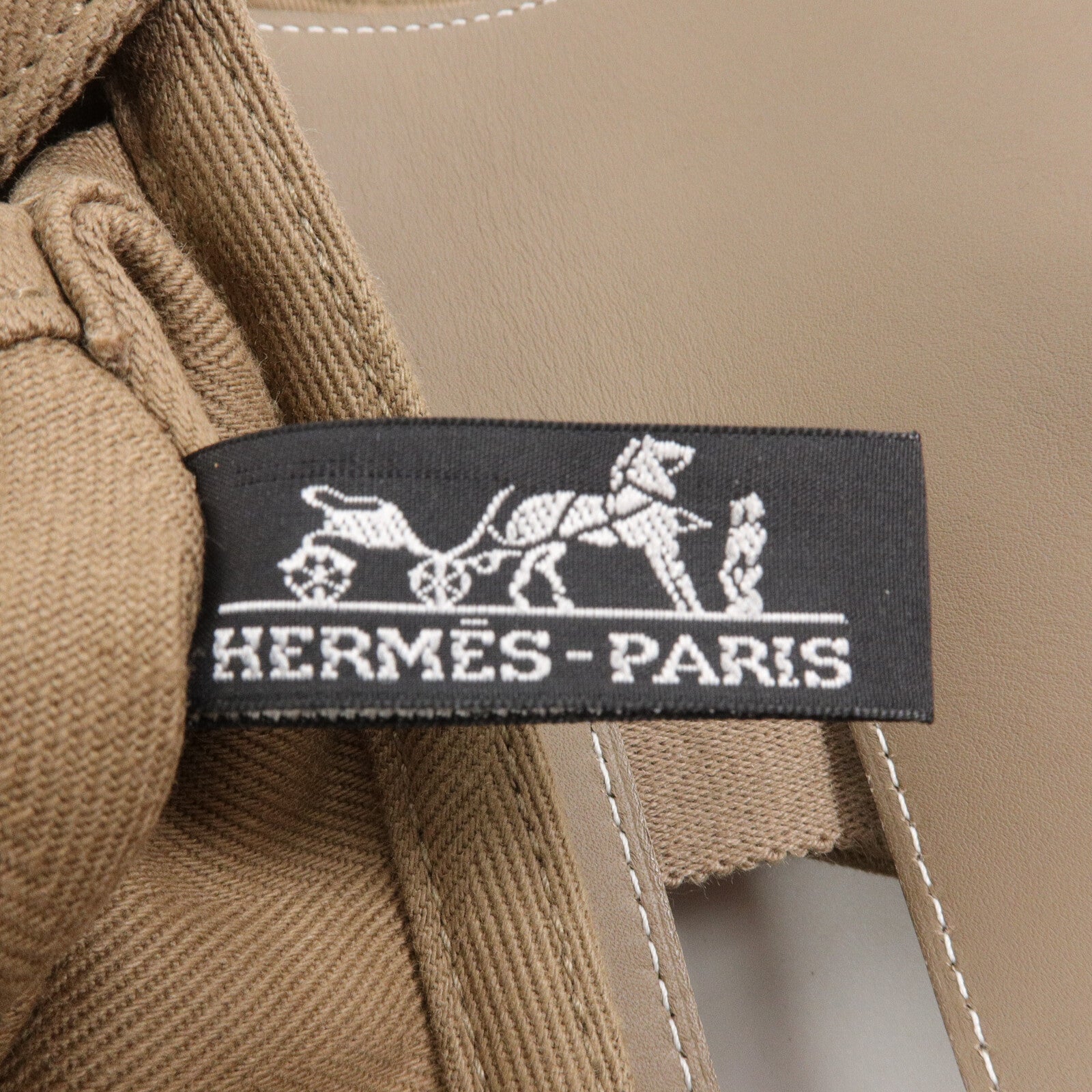 HERMES 帆布Valparaiso PM手挽袋Etoupe
