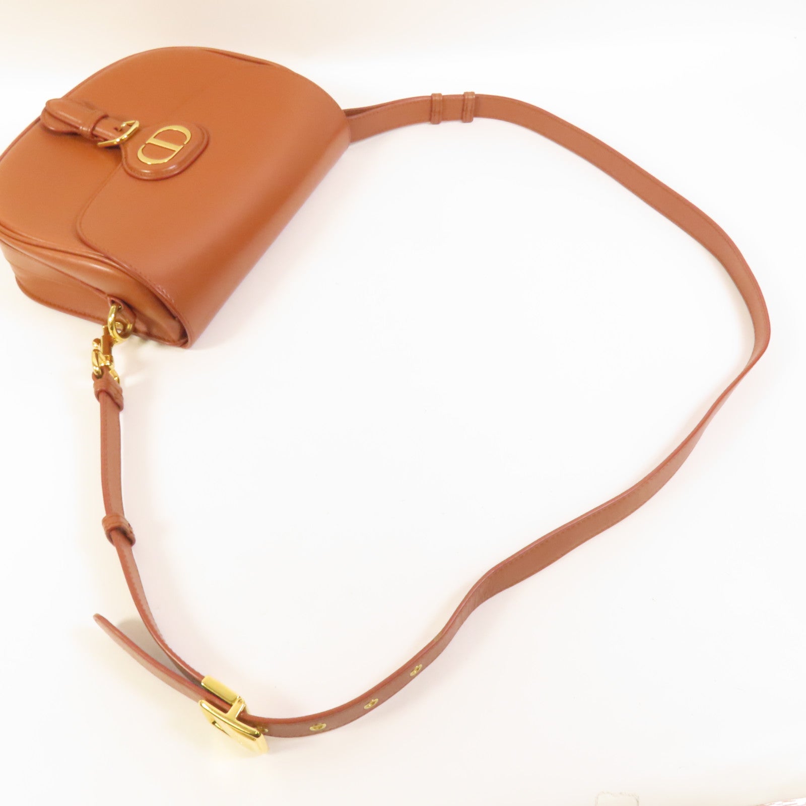 Dior 牛皮皮革Bobby Bag金扣肩背袋