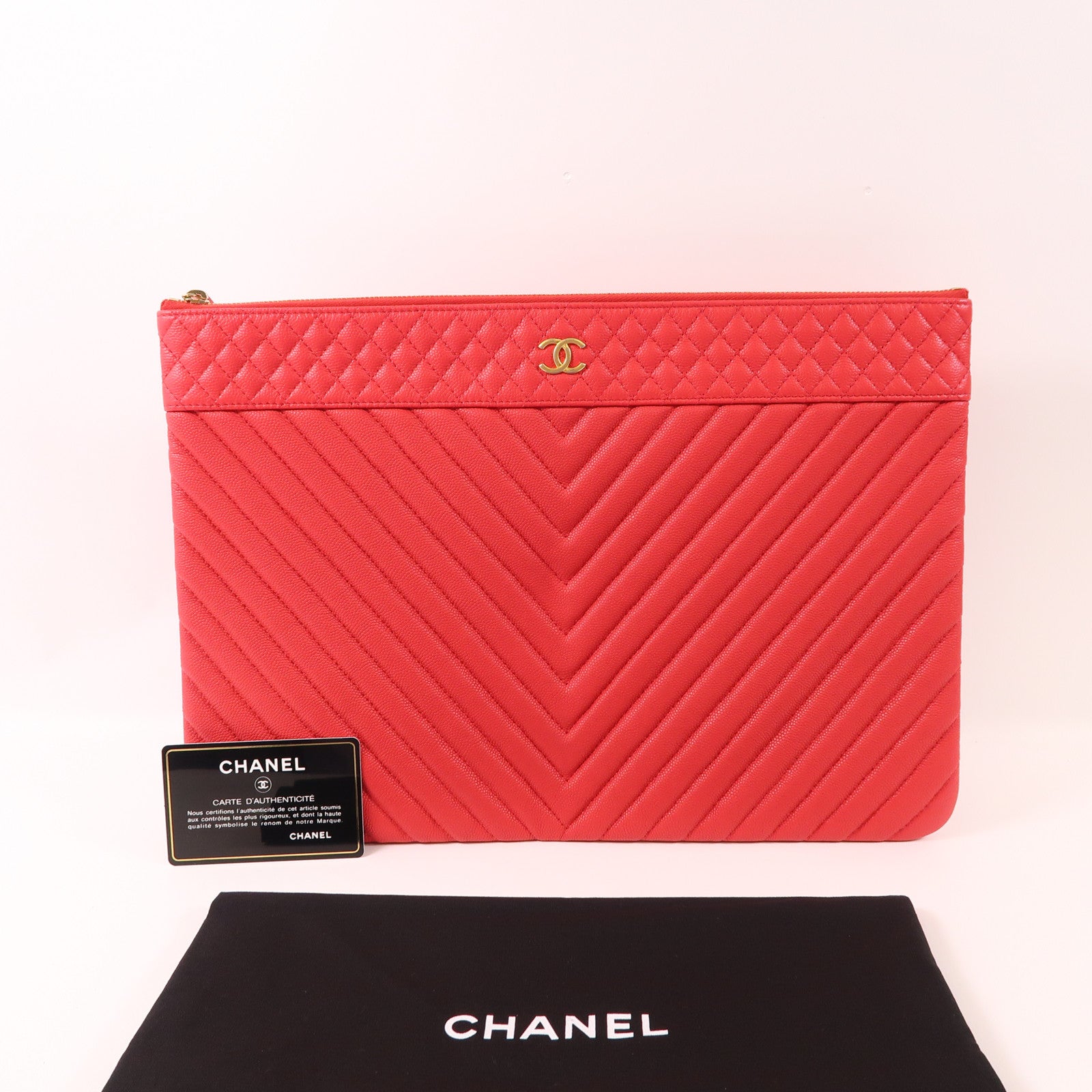 CHANEL 牛皮皮革Clutch Bag金扣手拿包