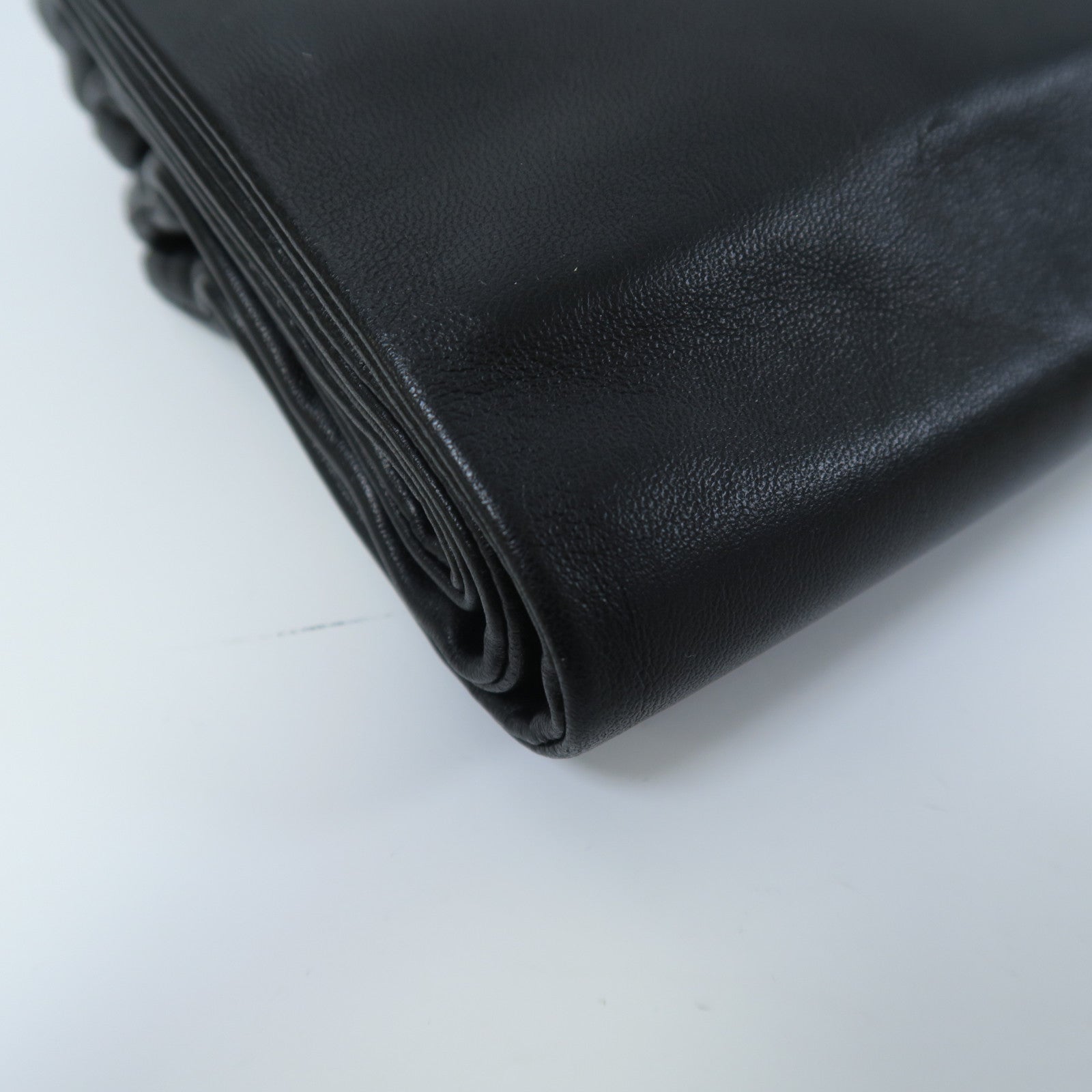 CHANEL 【激減優惠】羊皮皮革Clutch Bag銀扣手拿包黑色