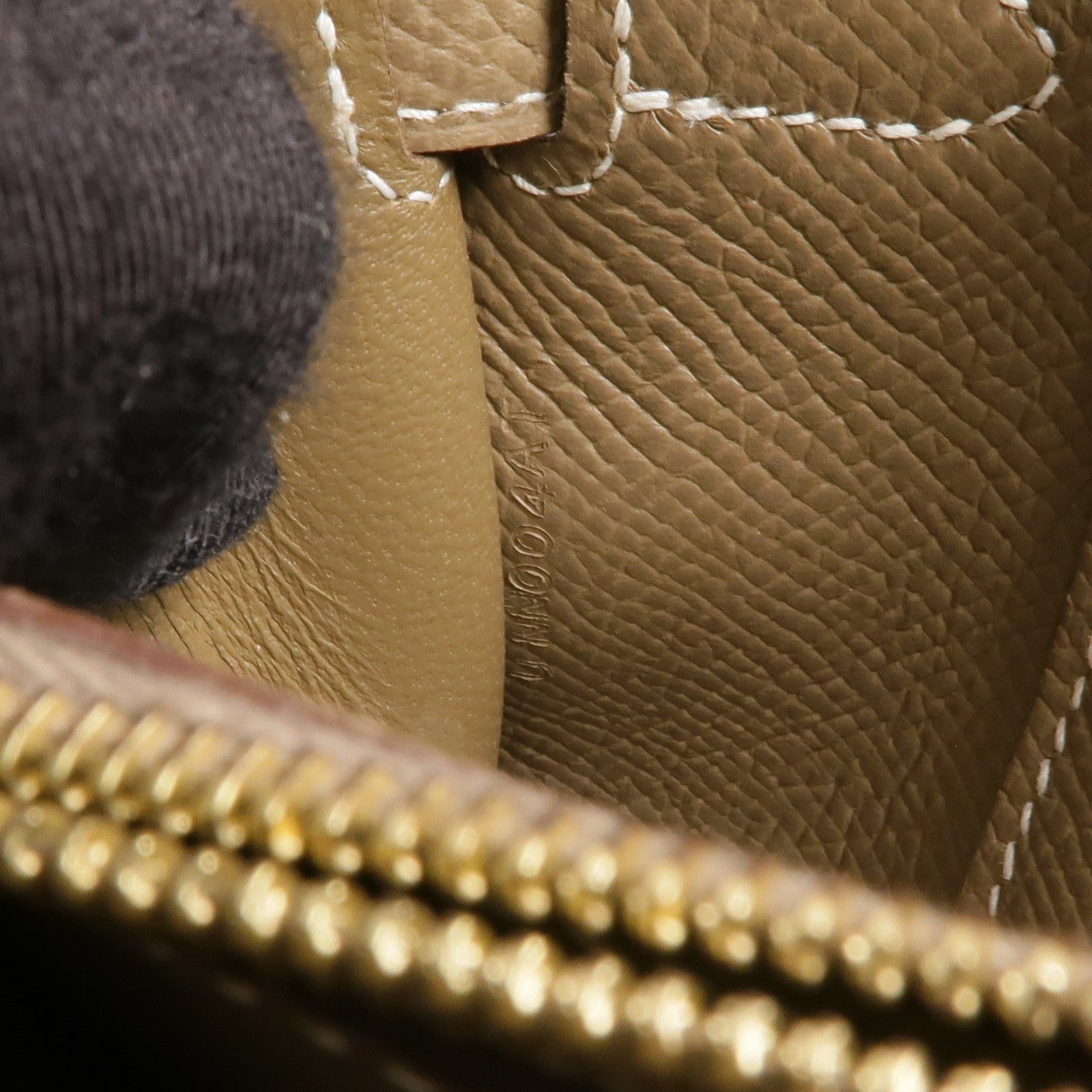 HERMES Epsom皮革Kelly To Go金扣肩背袋