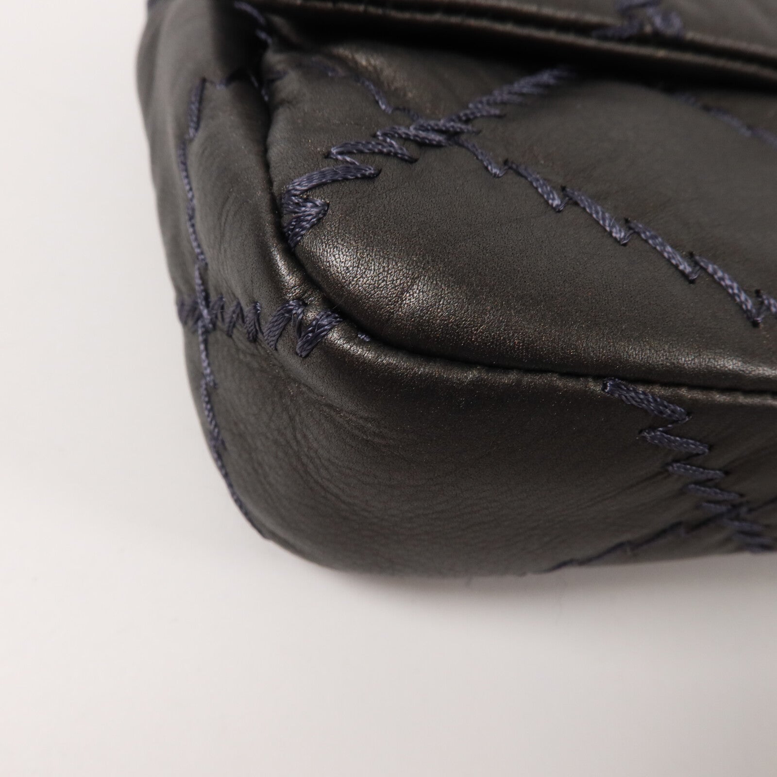 CHANEL 牛皮皮革Chain Shoulder鏈帶肩背袋
